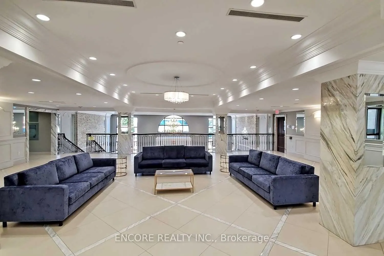 99 South Town Centre Boulevard, #B921