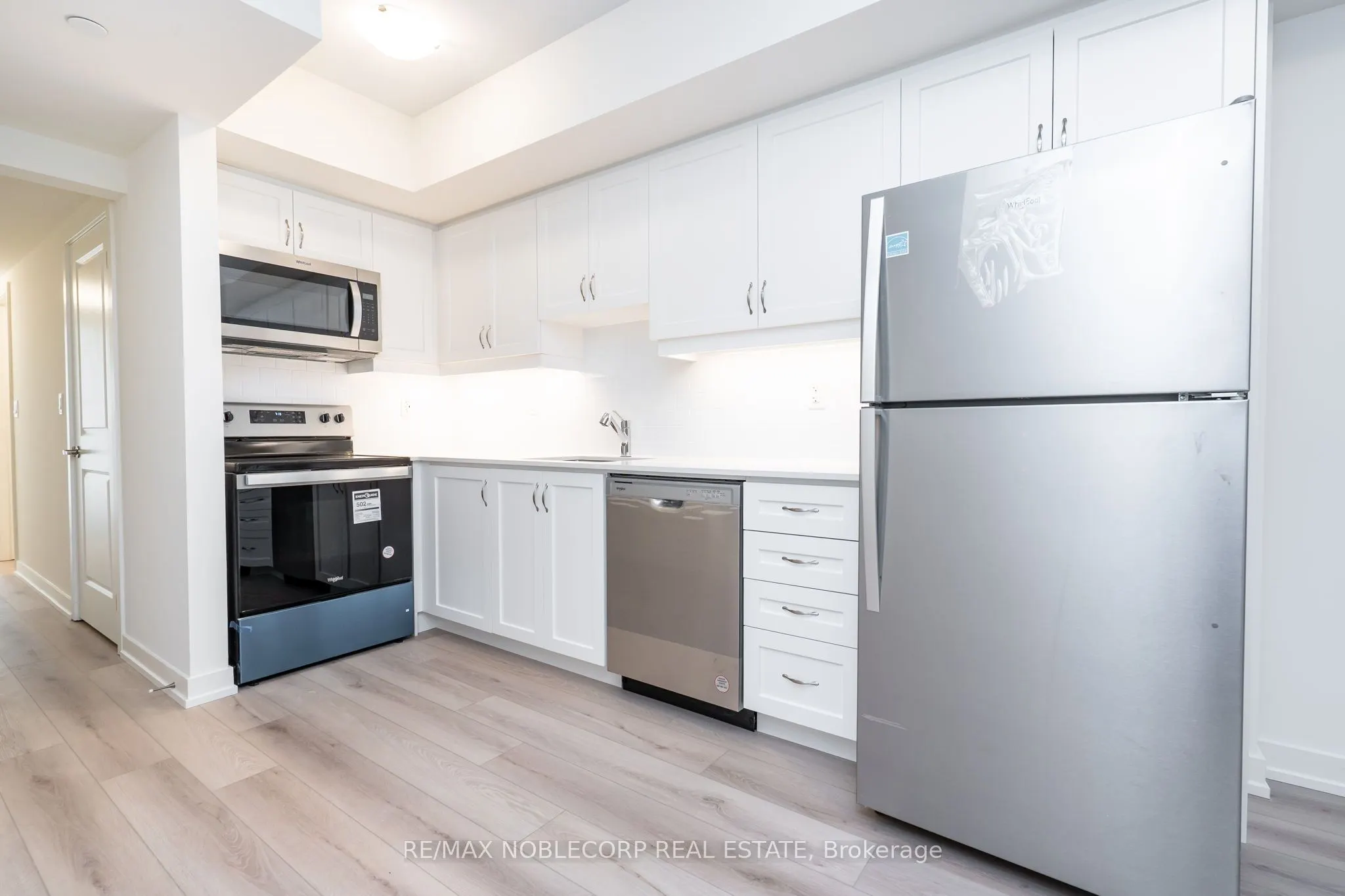 58 Elizabeth Street E, #2205