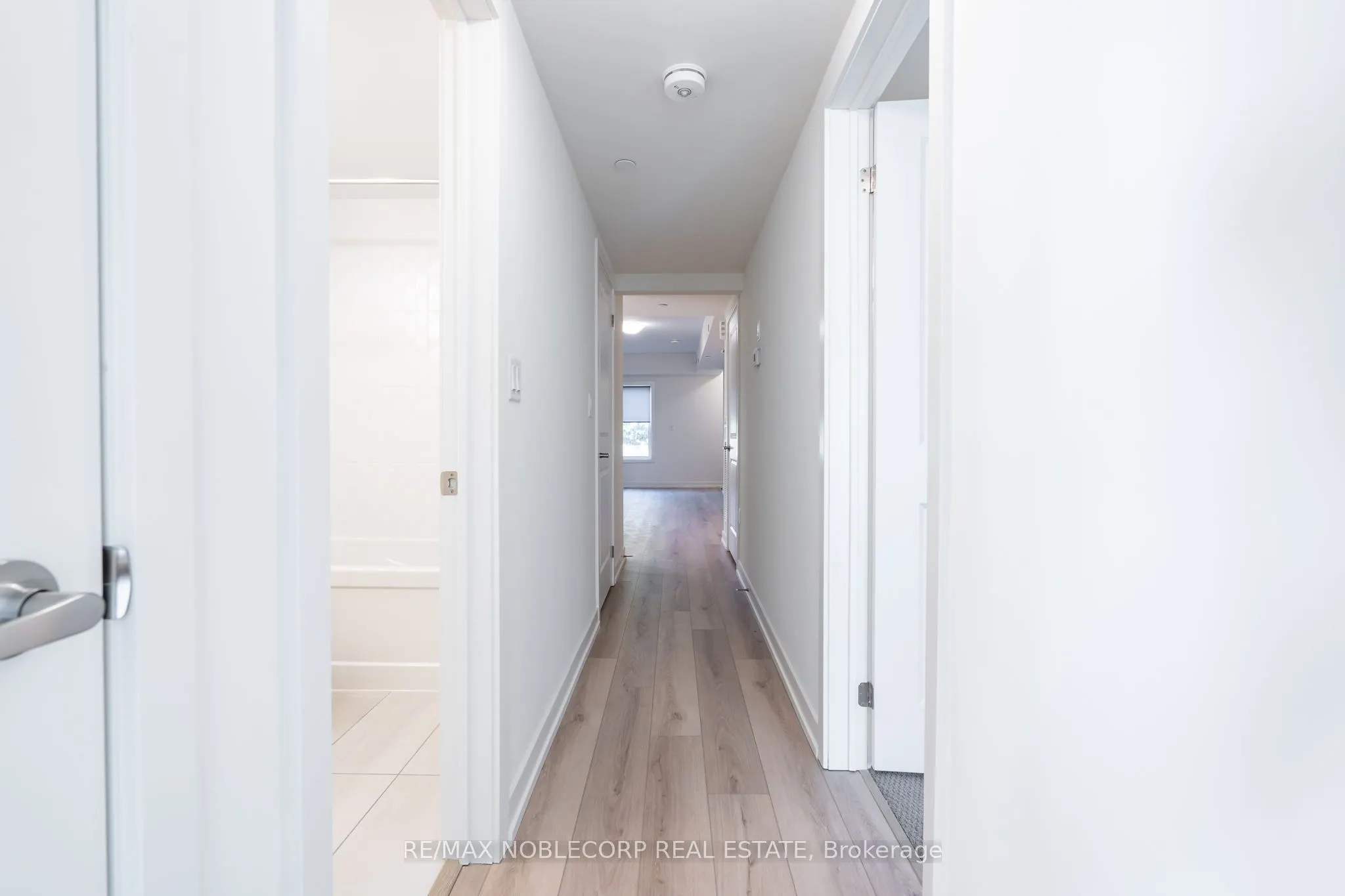 58 Elizabeth Street E, #2205