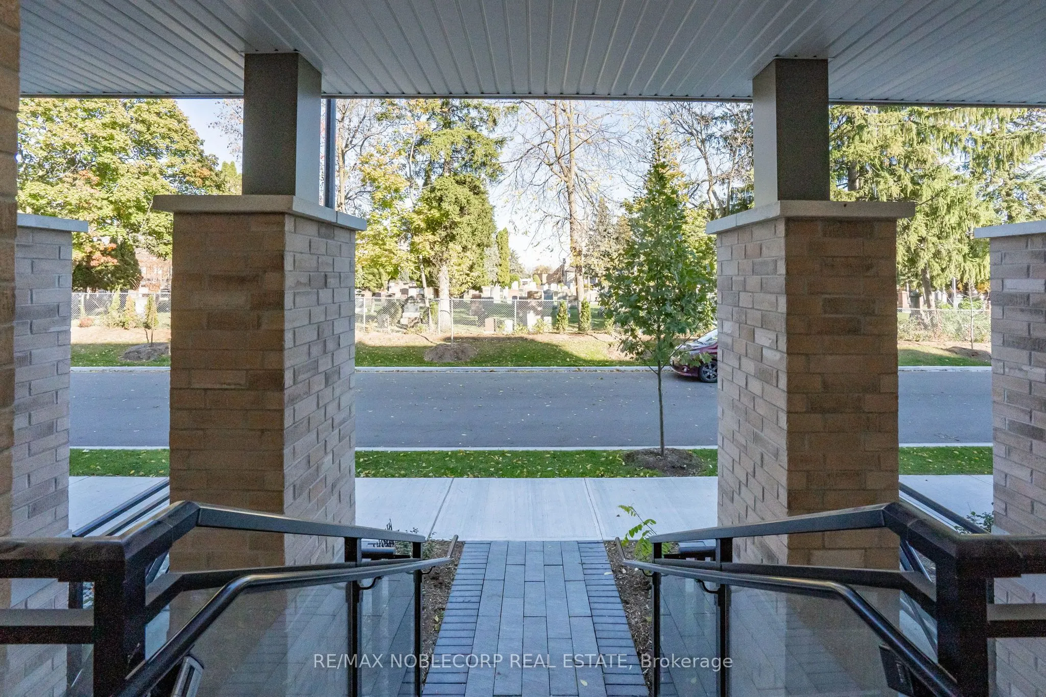 58 Elizabeth Street E, #2205