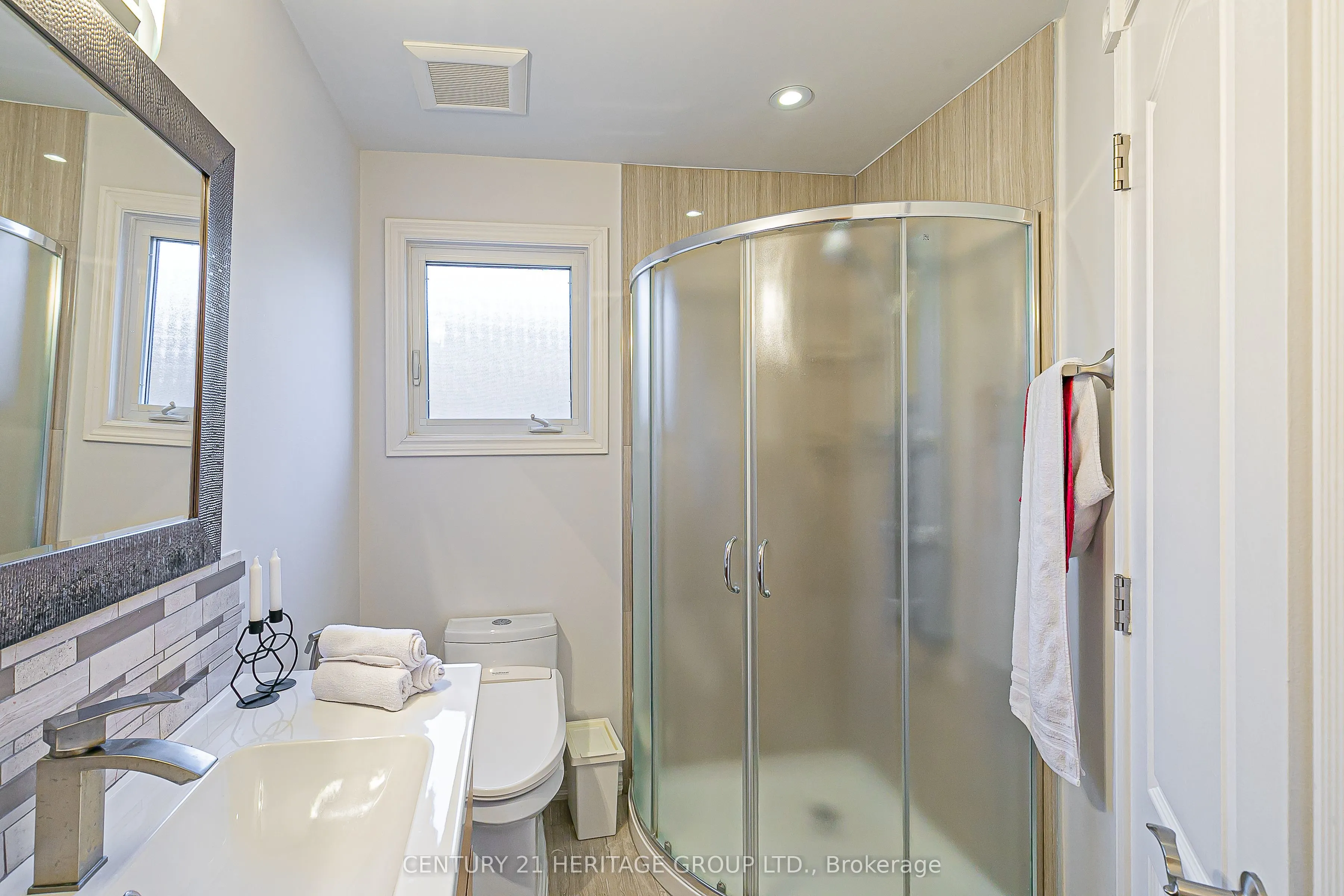 32 Mountfield Crescent