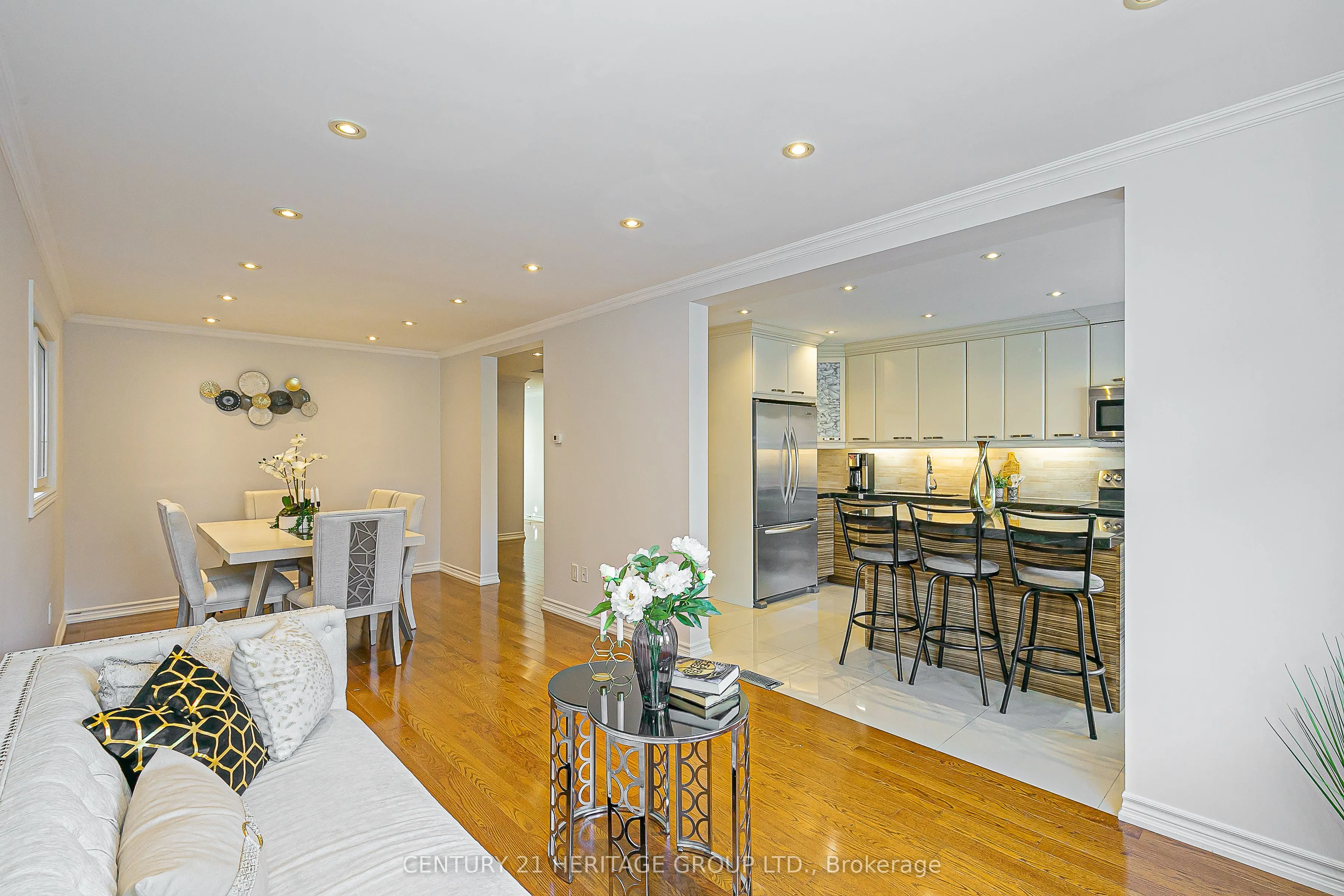 32 Mountfield Crescent