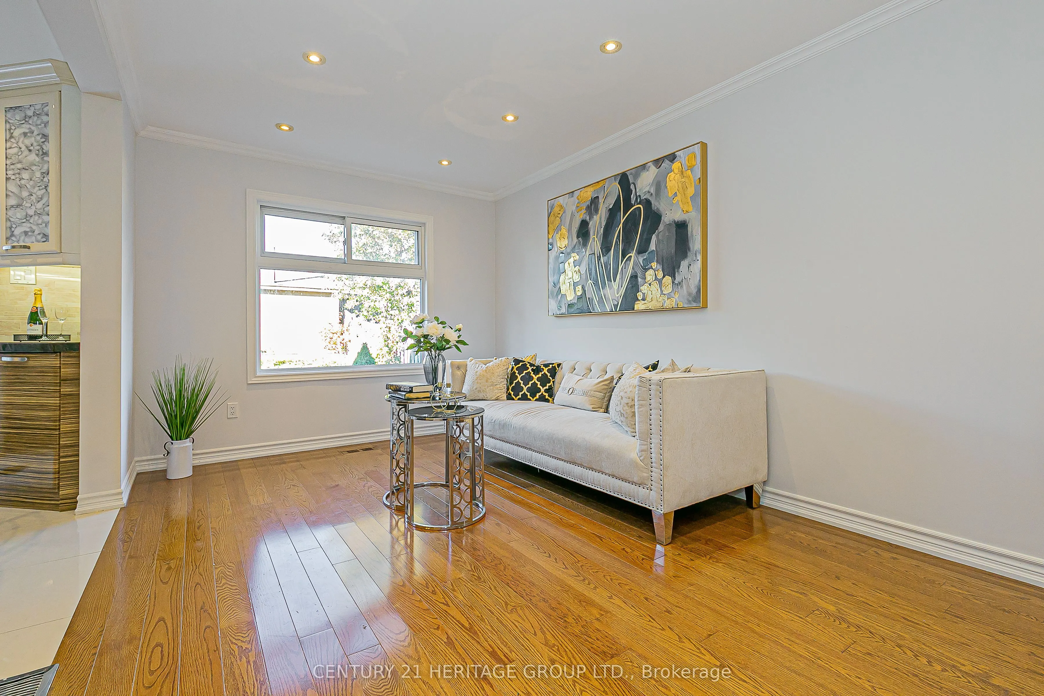 32 Mountfield Crescent