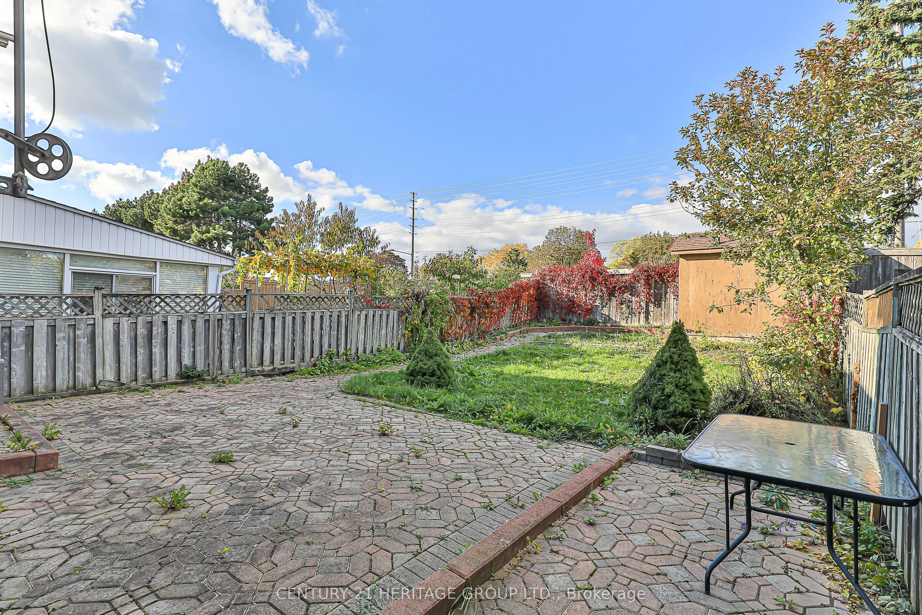 32 Mountfield Crescent