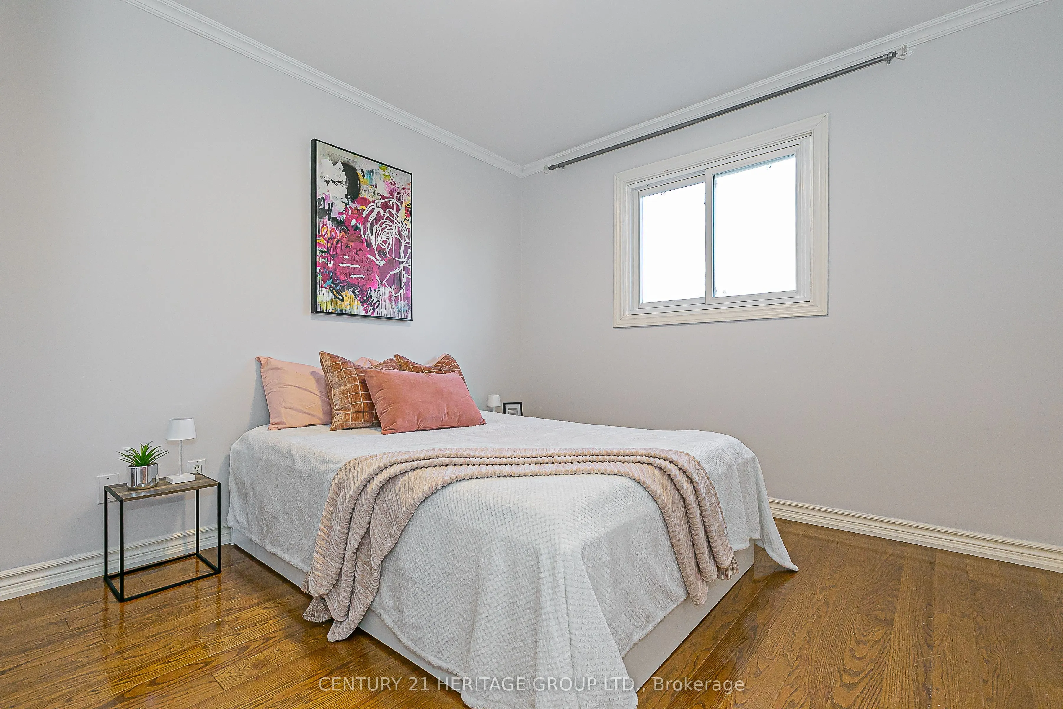 32 Mountfield Crescent