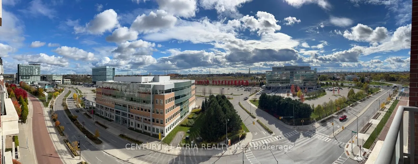 1 Upper Duke Crescent, #904