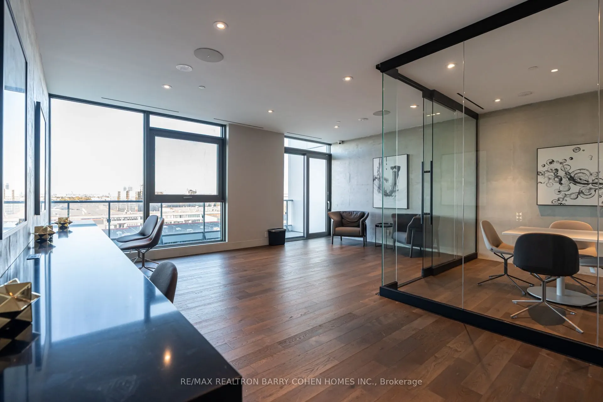 1000 Portage Parkway, #4015