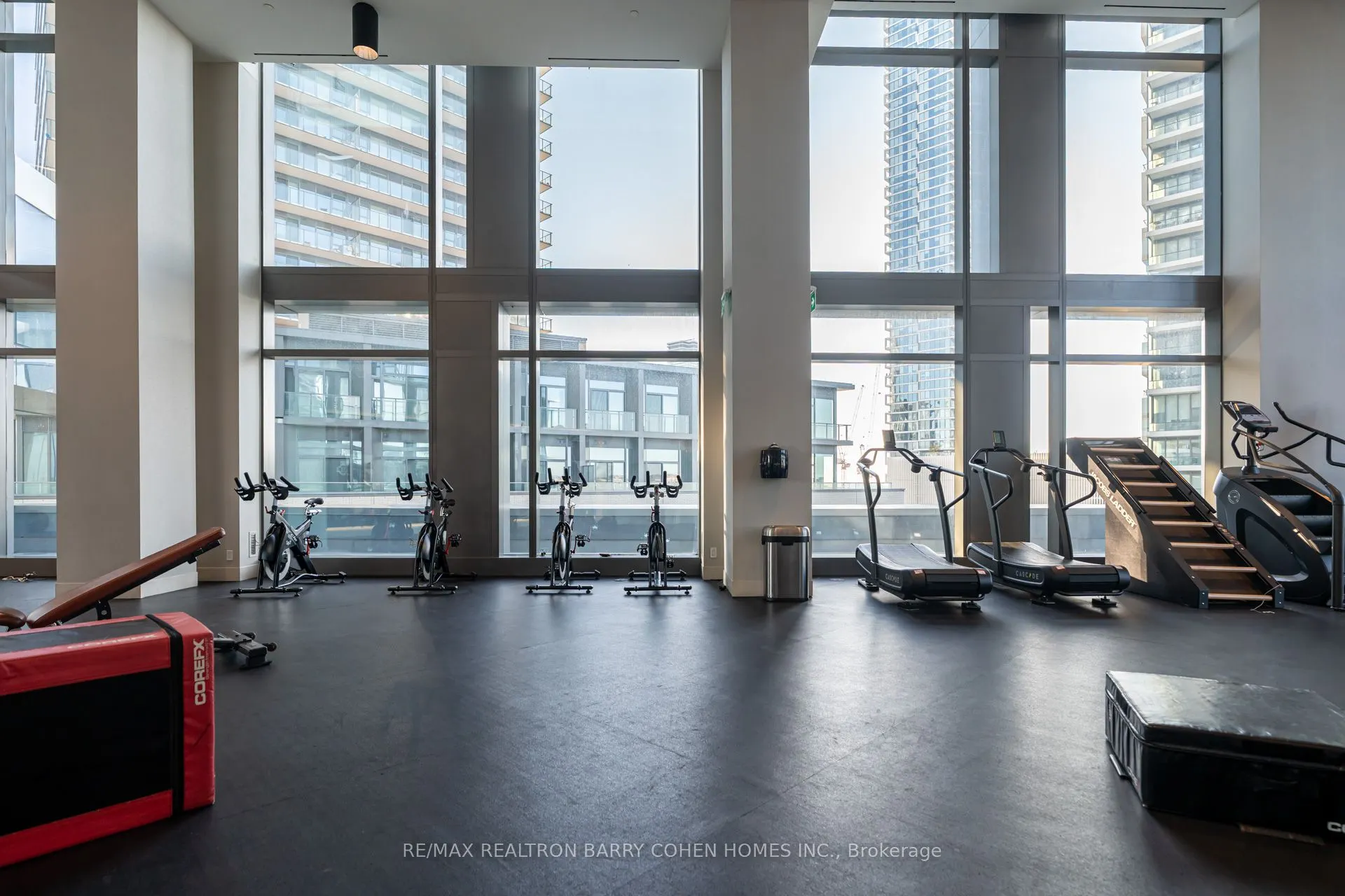 1000 Portage Parkway, #4015