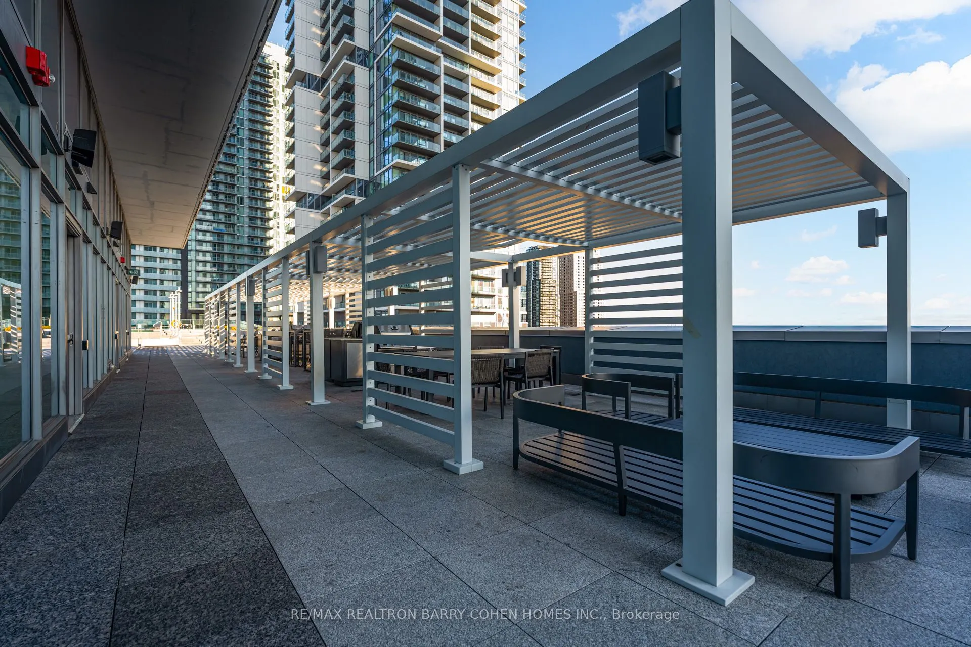 1000 Portage Parkway, #4015