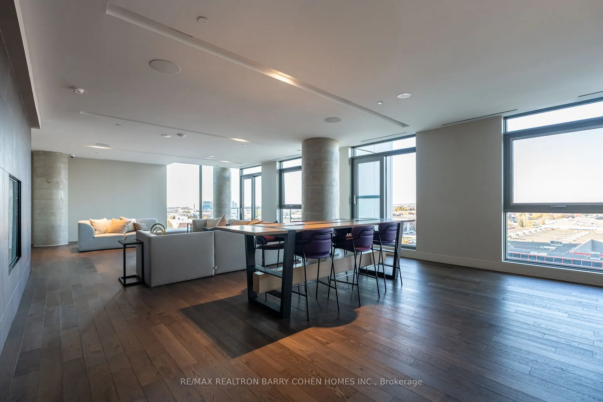 1000 Portage Parkway, #4015