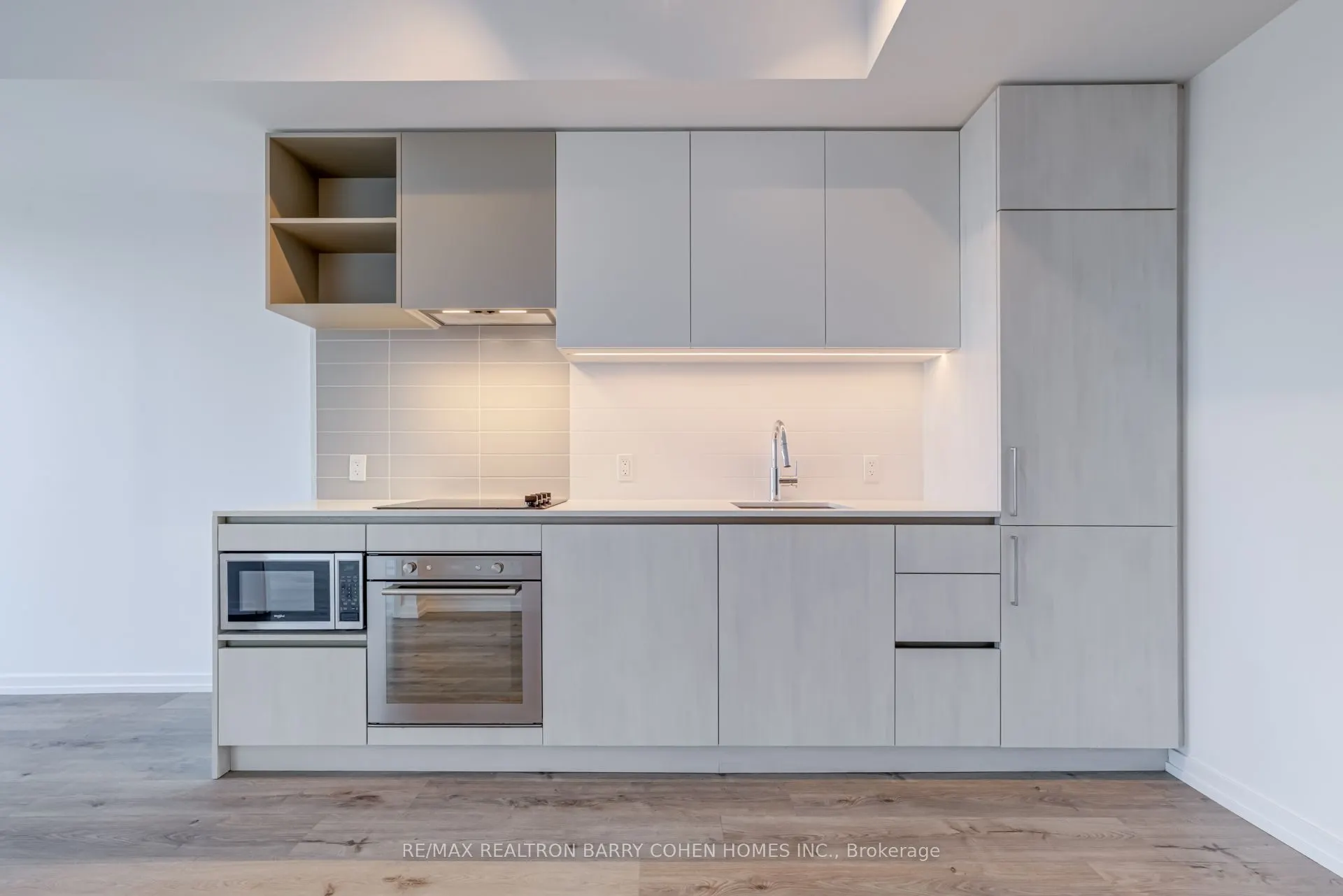 1000 Portage Parkway, #4015