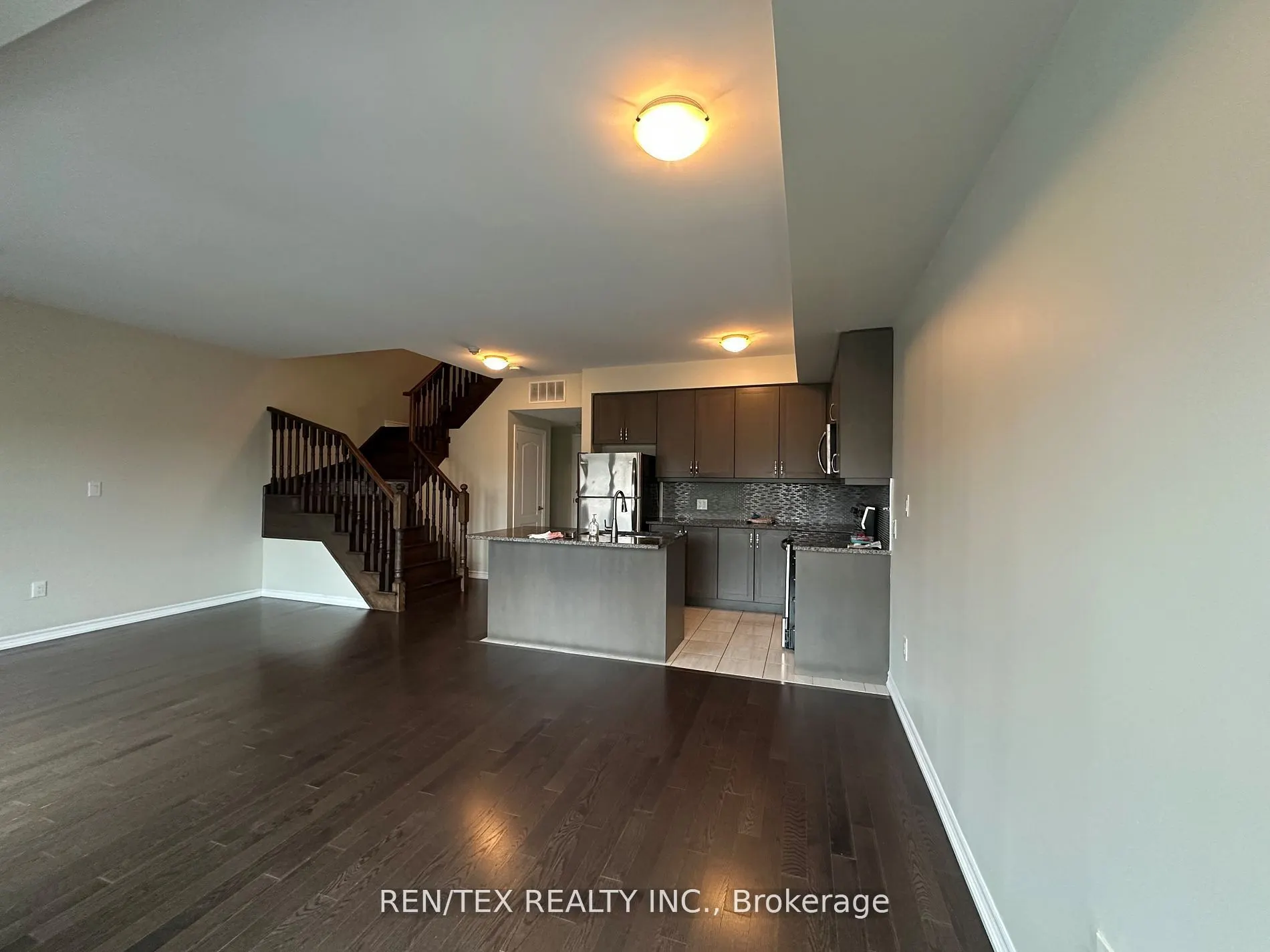 3865 Major Mackenzie Drive, #208