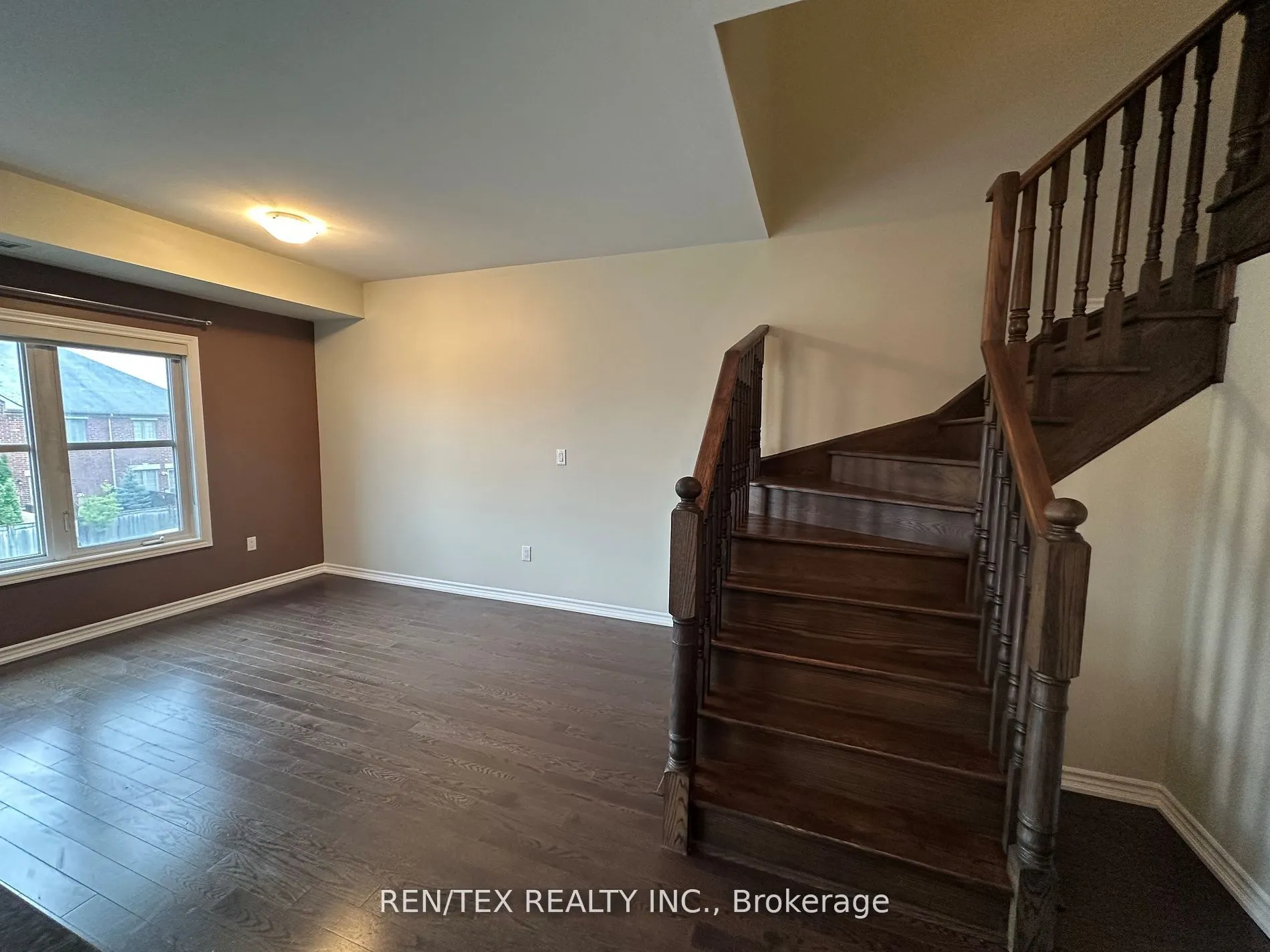 3865 Major Mackenzie Drive, #208