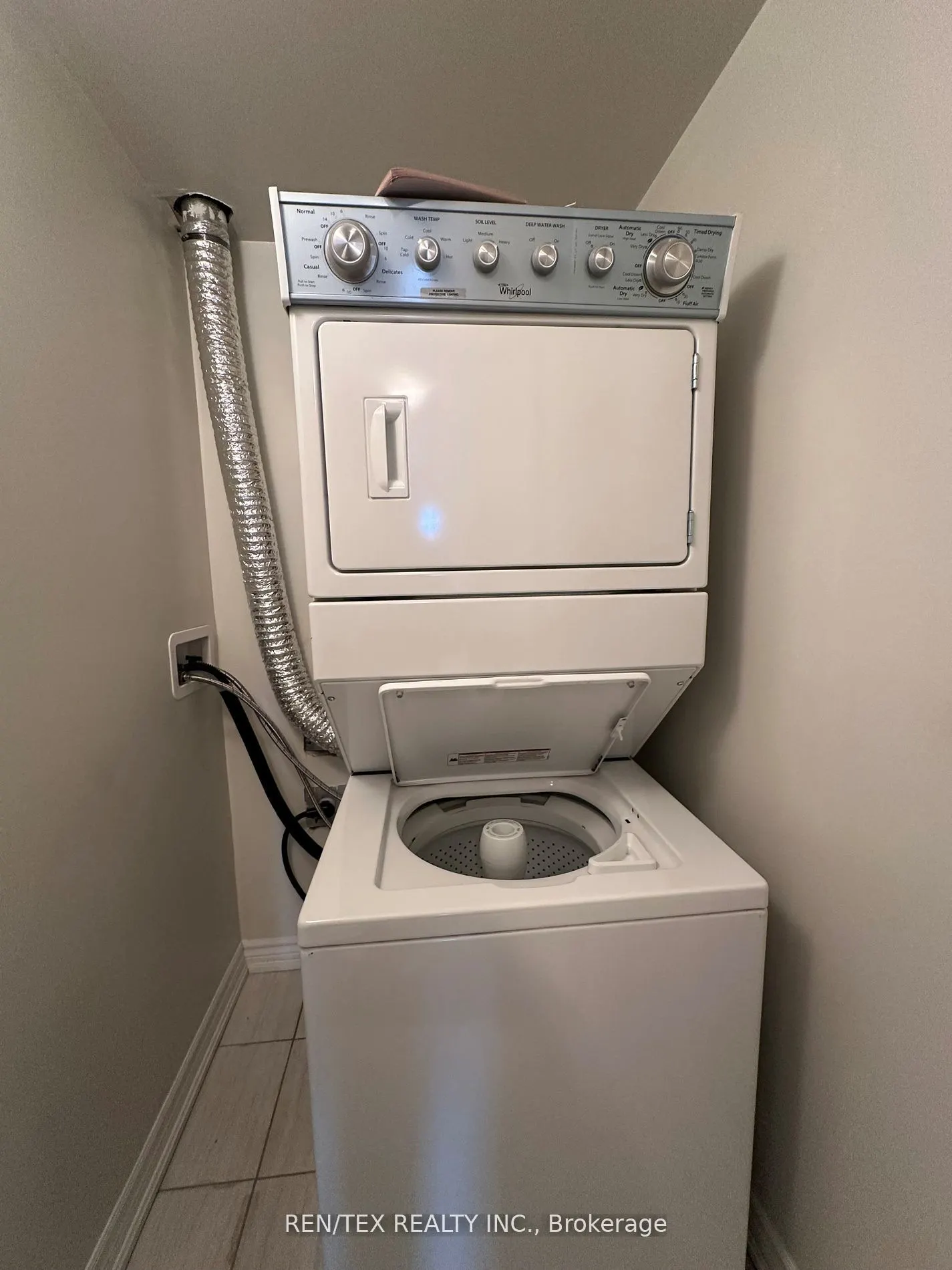 3865 Major Mackenzie Drive, #208