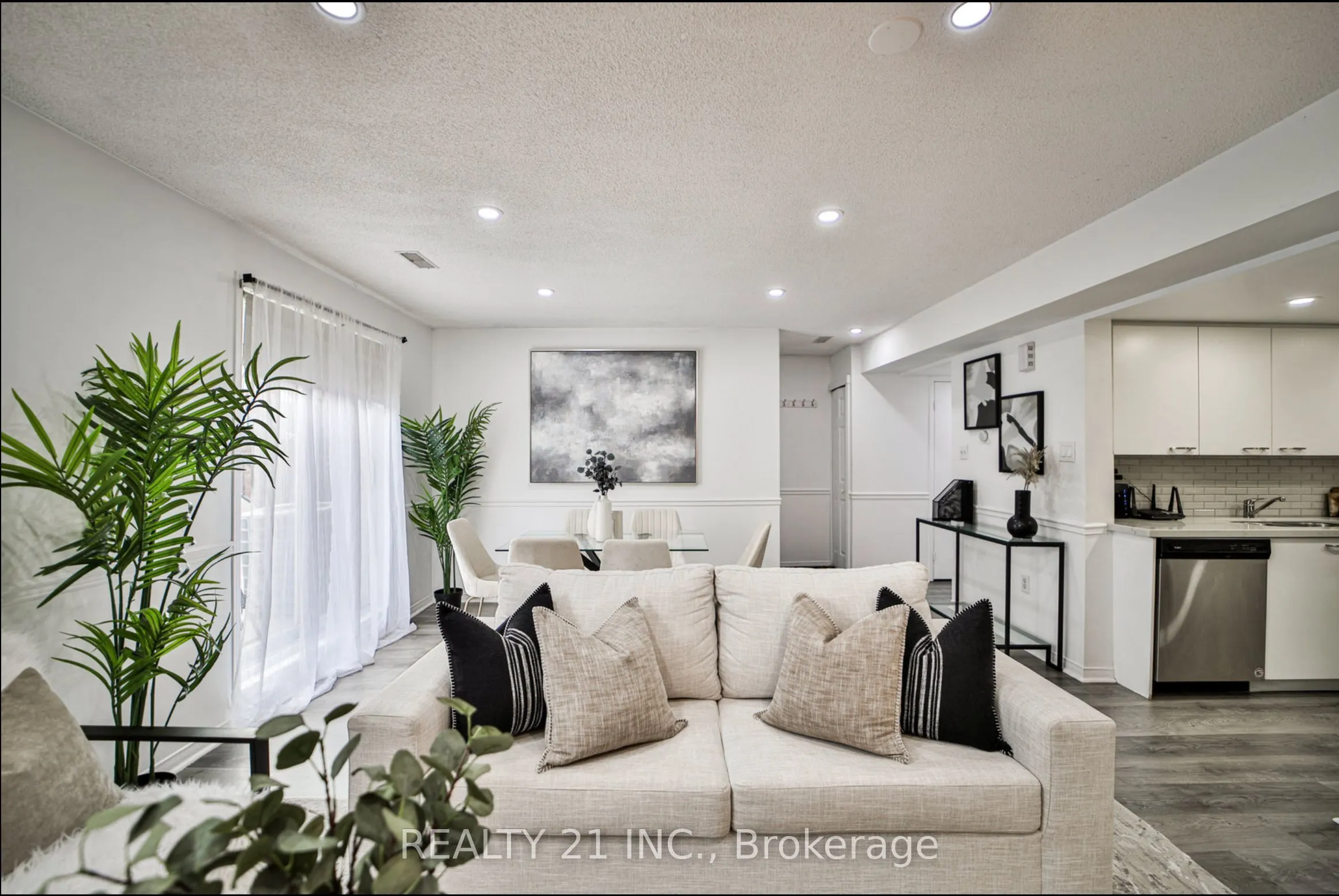 75 Weldrick Road E, #1036