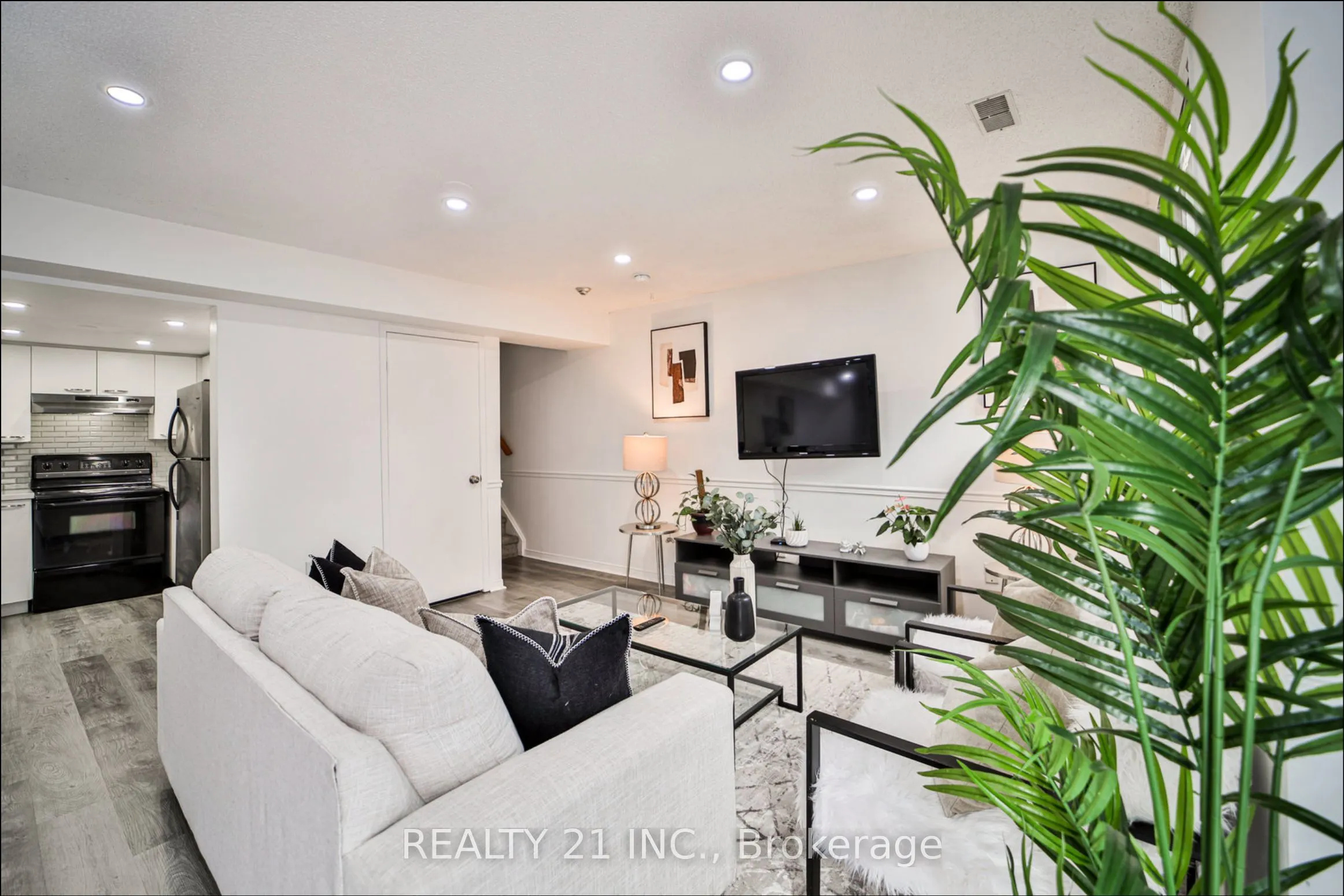 75 Weldrick Road E, #1036