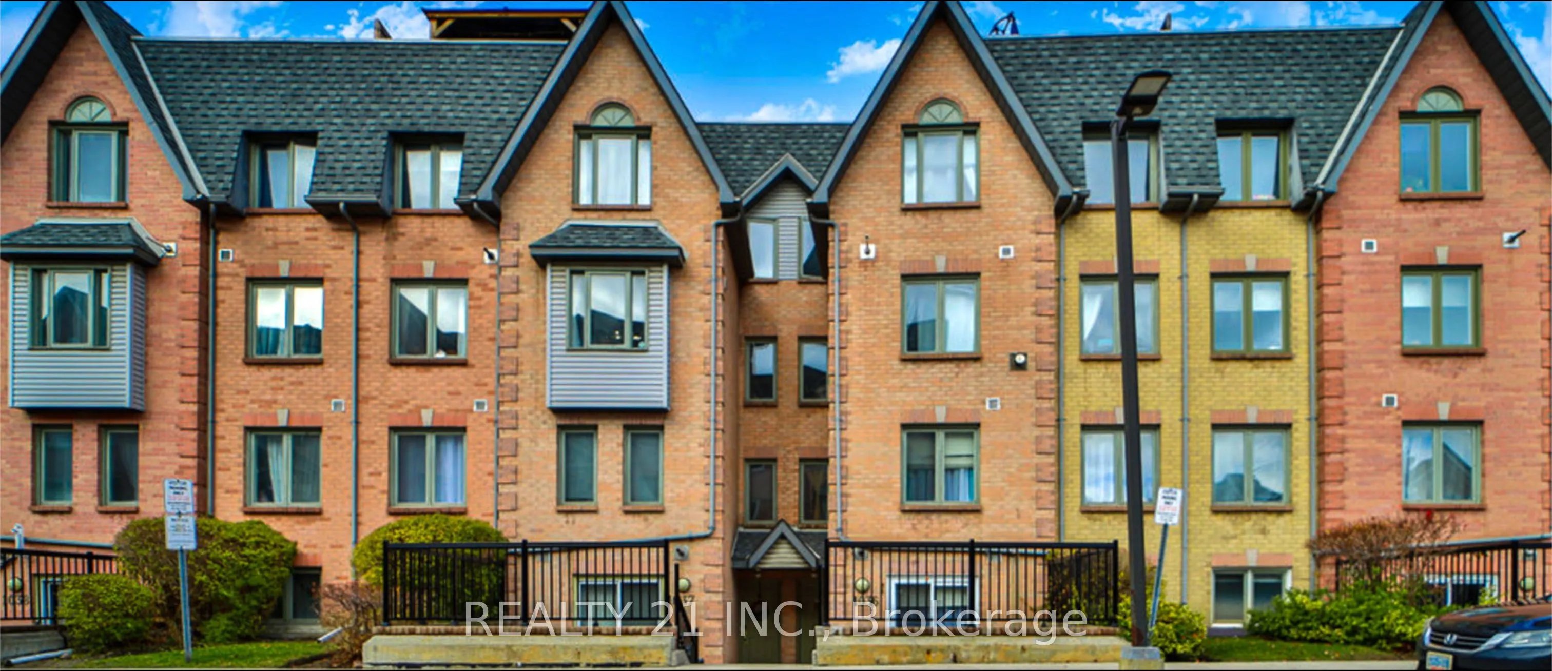 75 Weldrick Road E, #1036