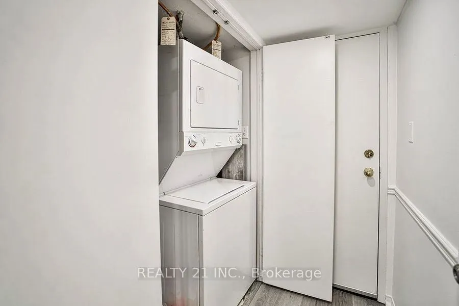 75 Weldrick Road E, #1036