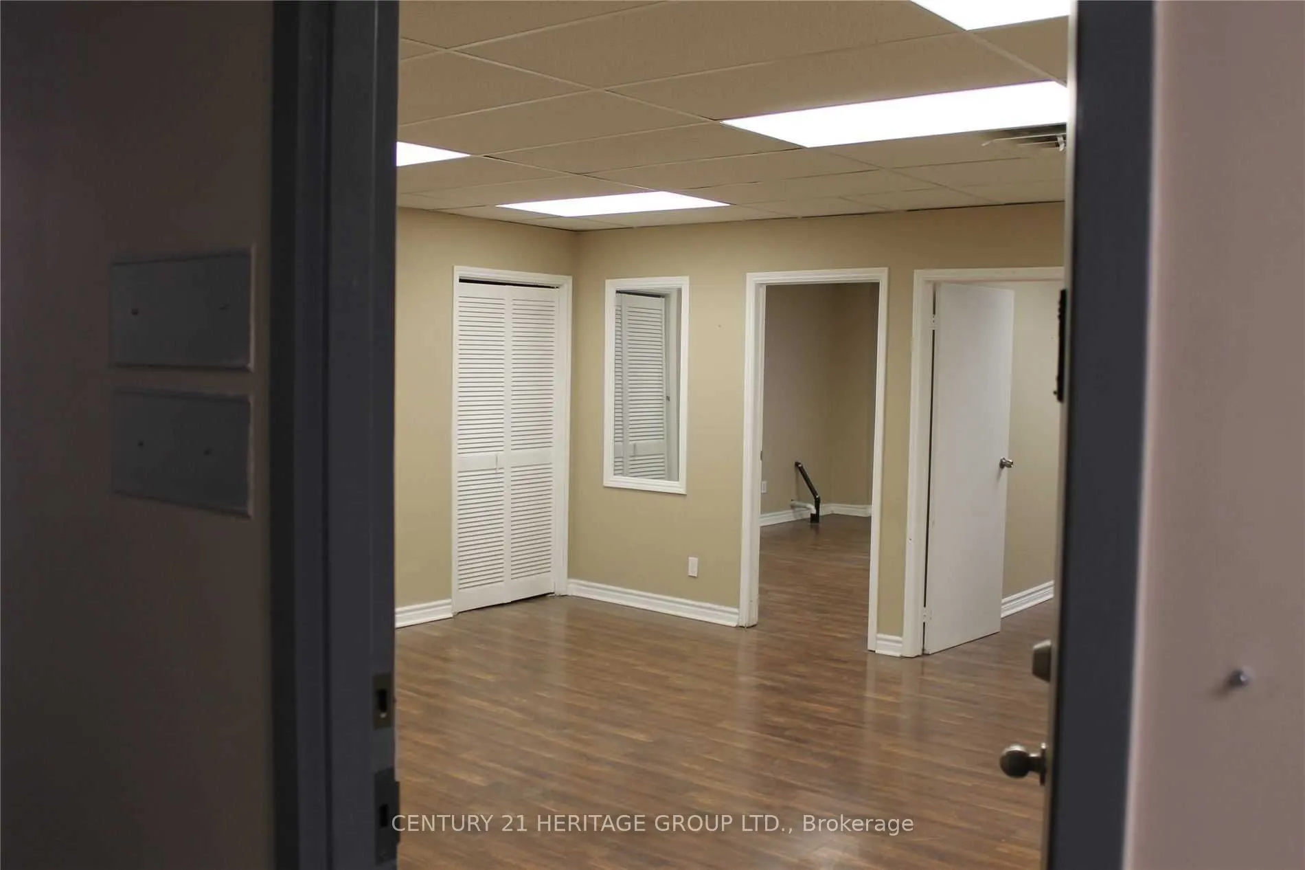 10255 Yonge Street, #207