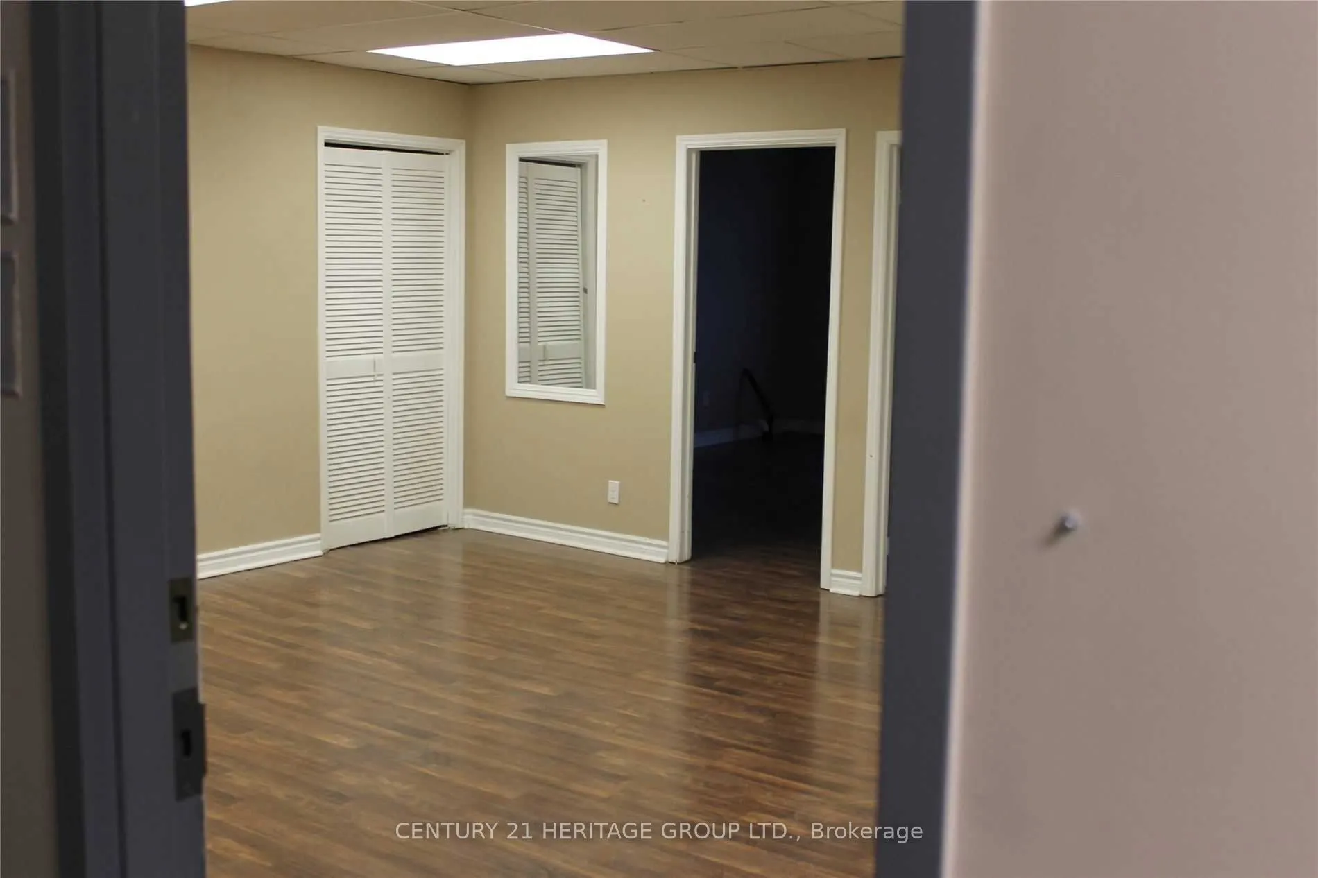 10255 Yonge Street, #207