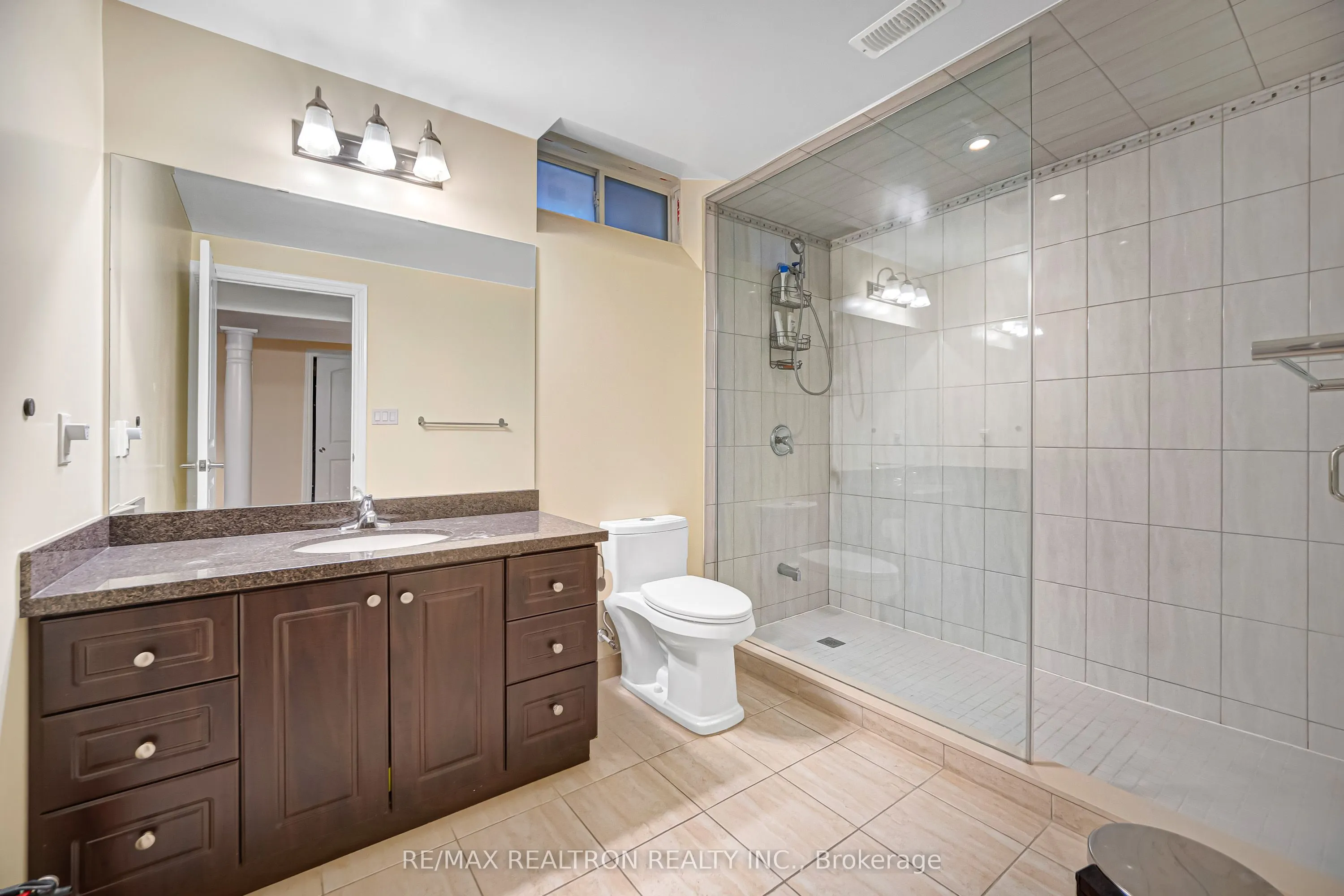 71 Glengordon Crescent