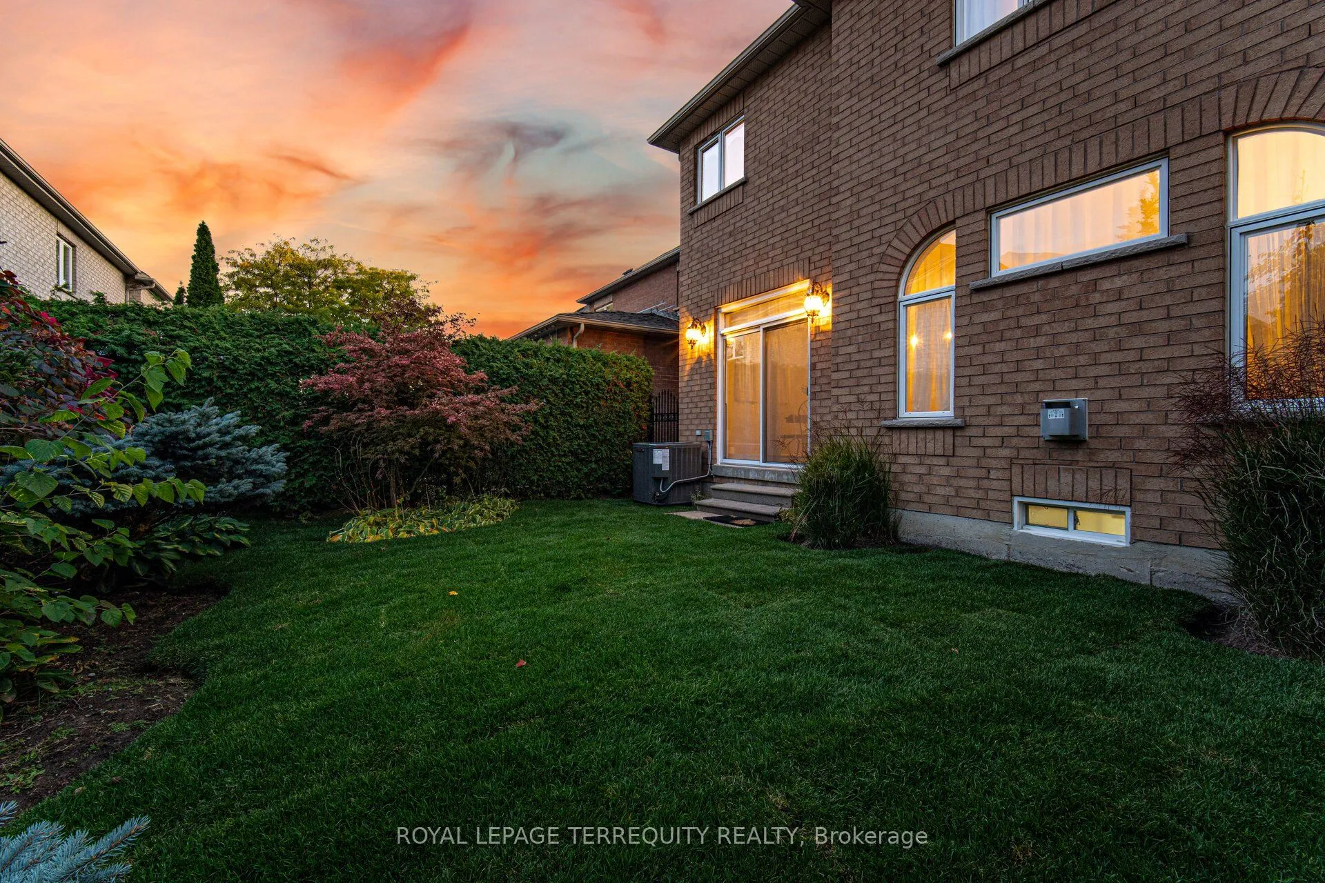 43 Black Walnut Drive