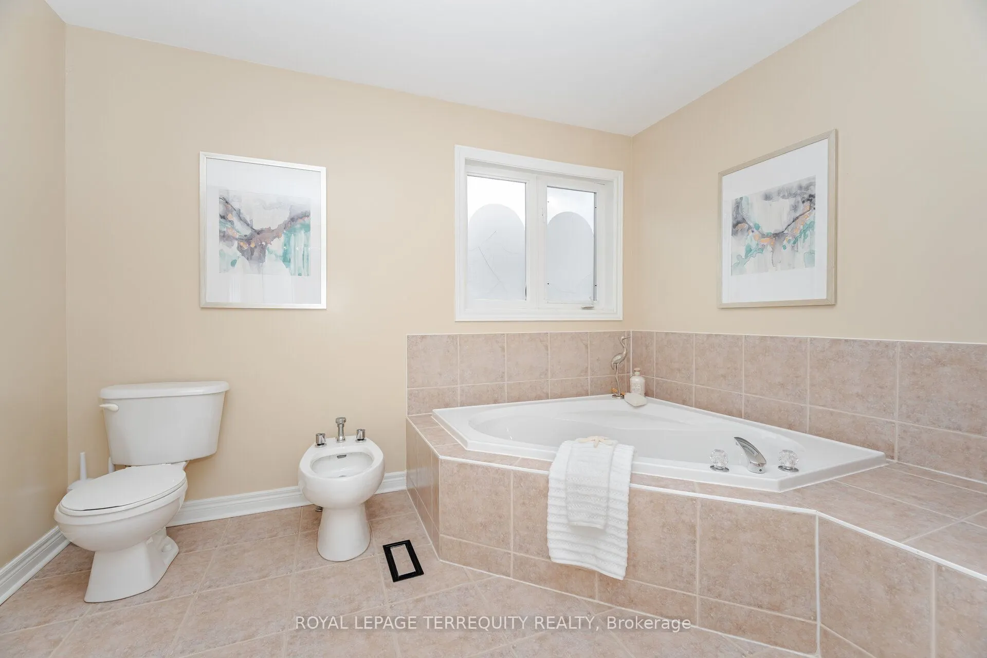 43 Black Walnut Drive