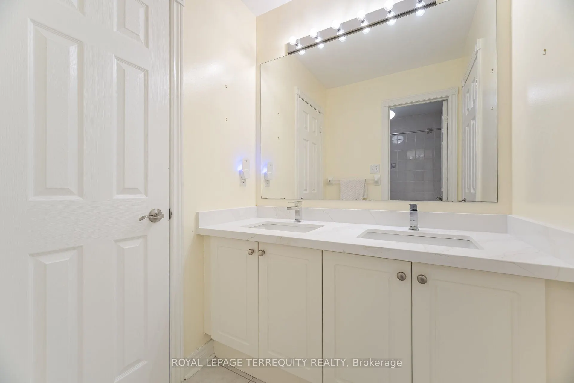 43 Black Walnut Drive