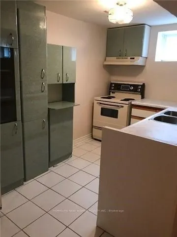 33 Pheasant Valley Court, #Lower