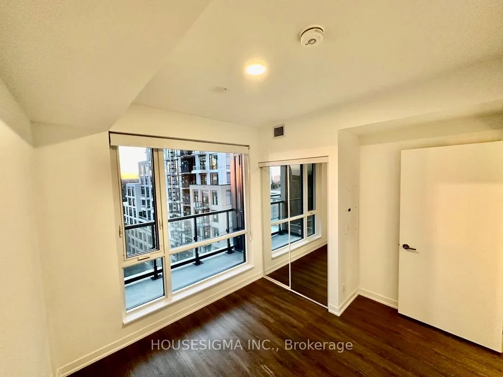 7950 Bathurst Street, #912