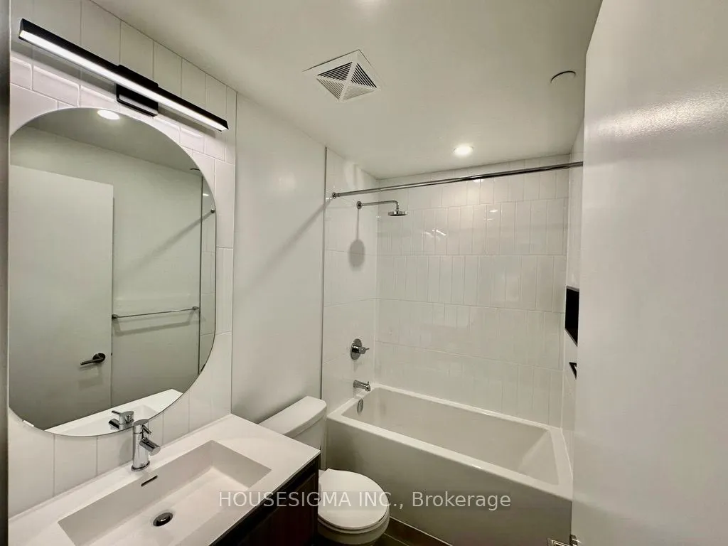 7950 Bathurst Street, #912