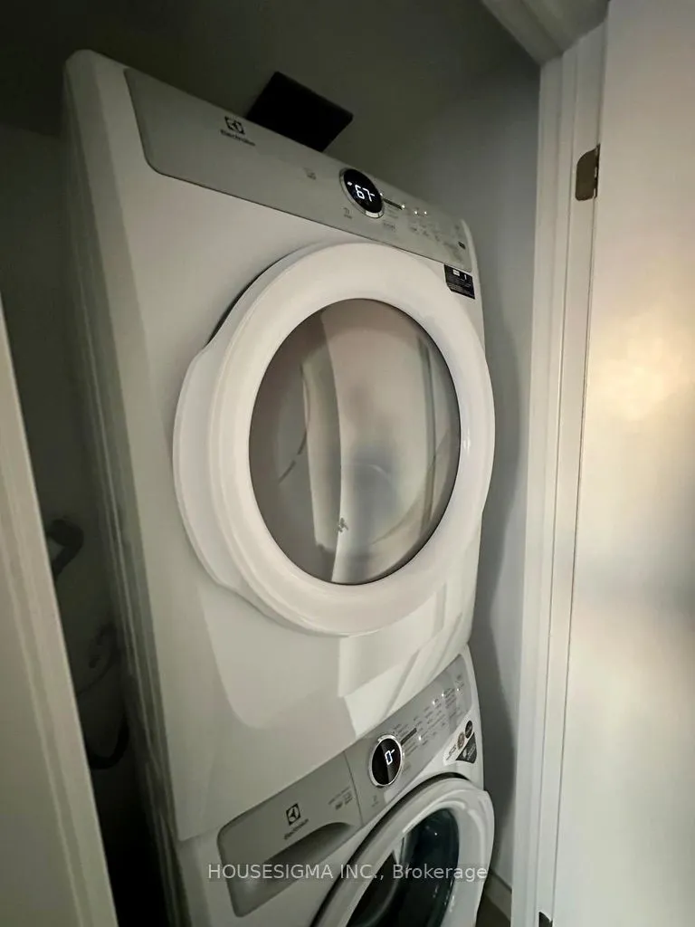 7950 Bathurst Street, #912