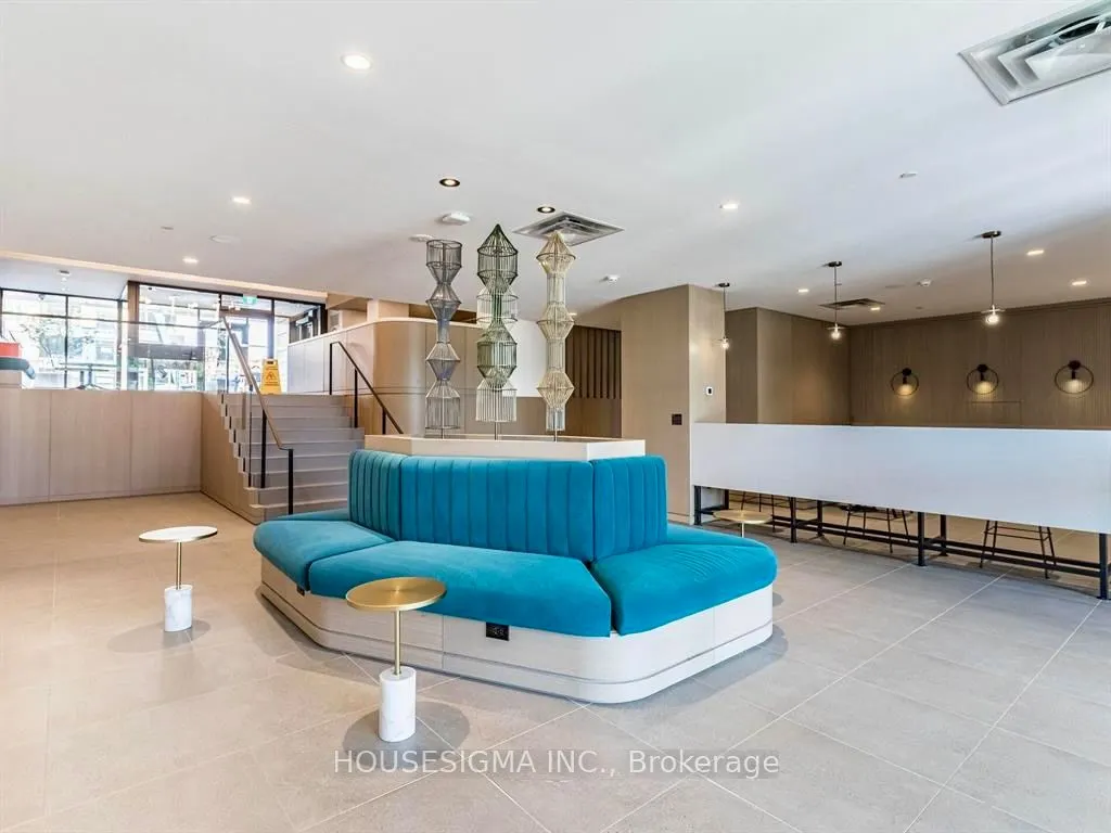 7950 Bathurst Street, #912