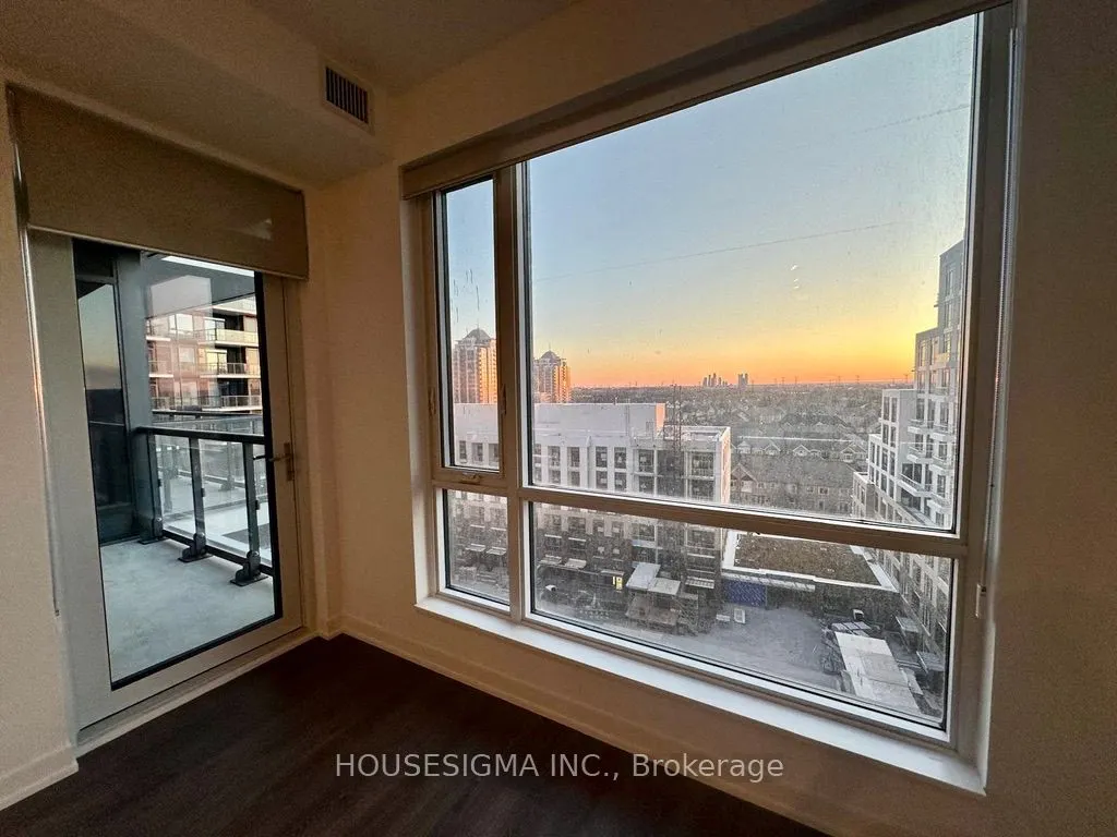 7950 Bathurst Street, #912