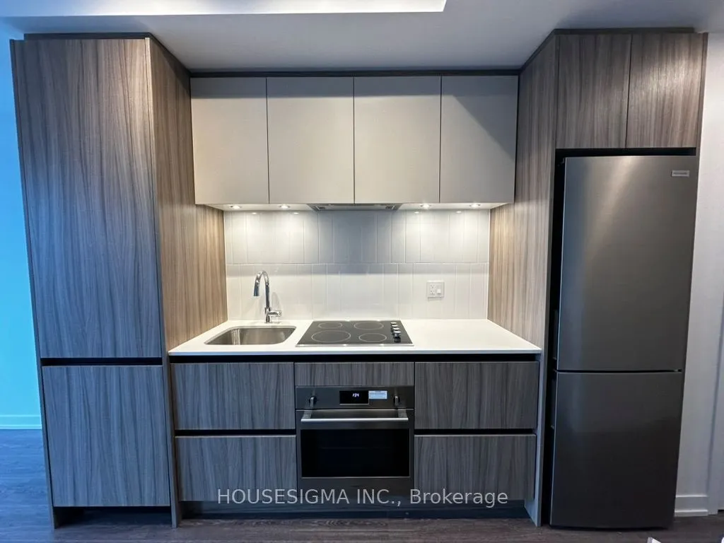 7950 Bathurst Street, #912