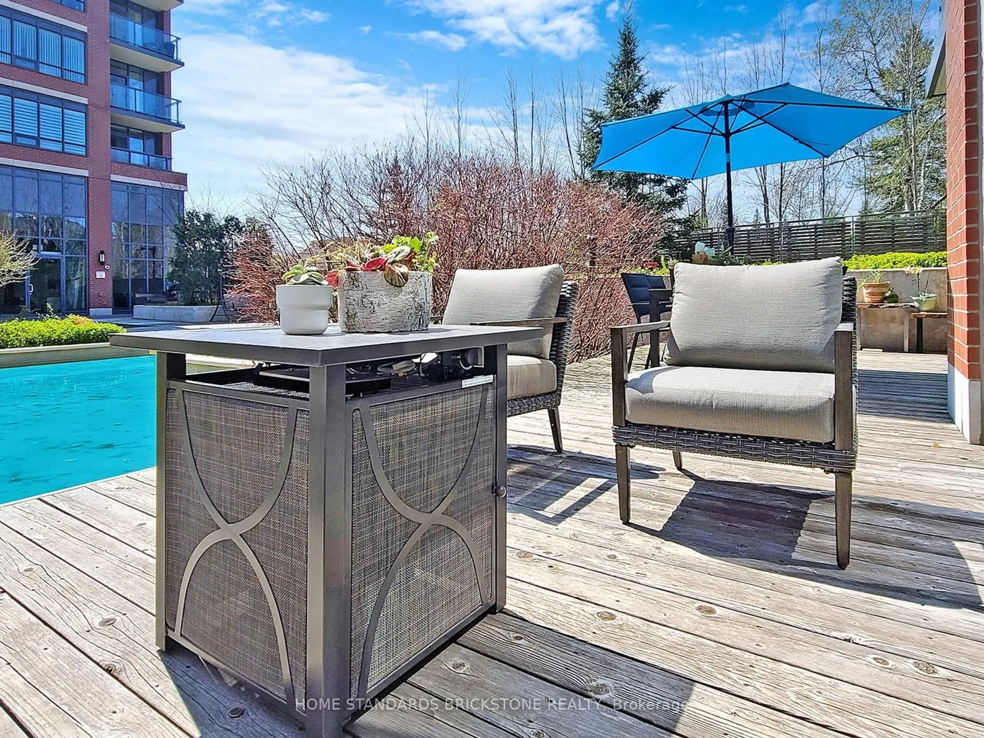 7608 Yonge Street, #427