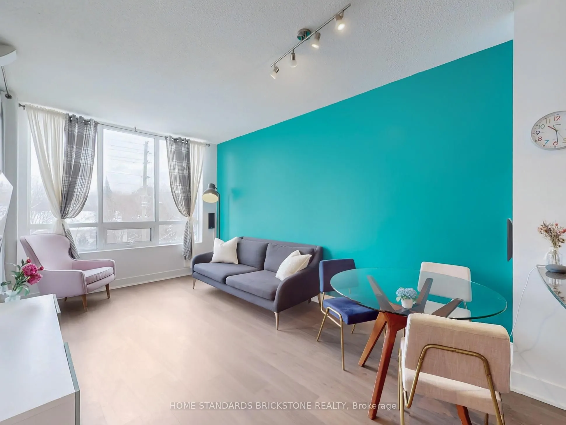 7608 Yonge Street, #427