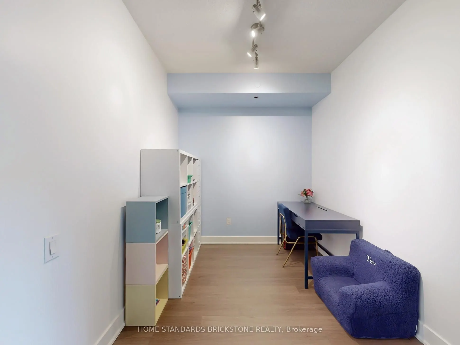 7608 Yonge Street, #427