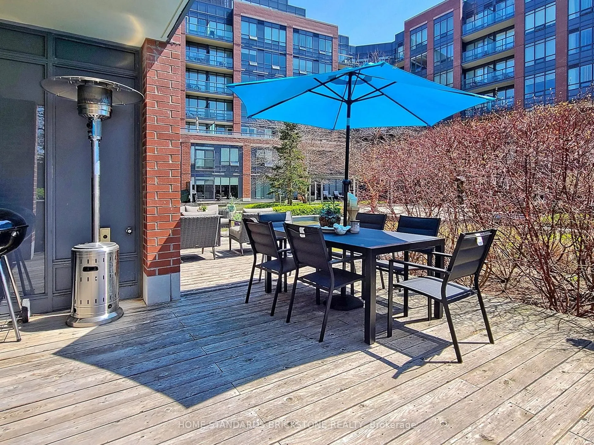 7608 Yonge Street, #427