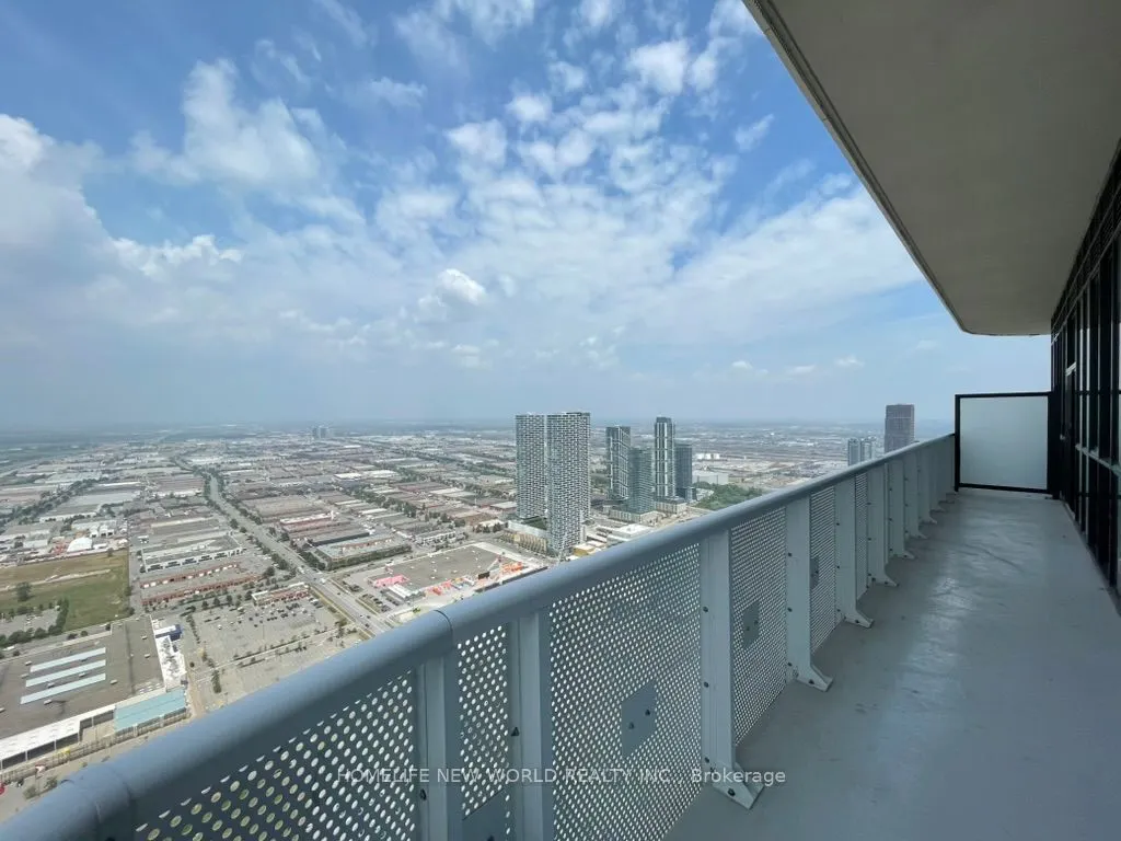 225 commerce Street, #PH106