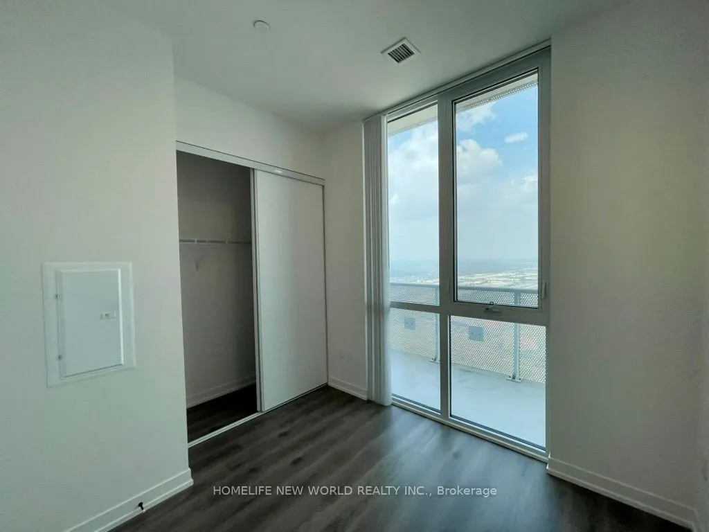 225 commerce Street, #PH106