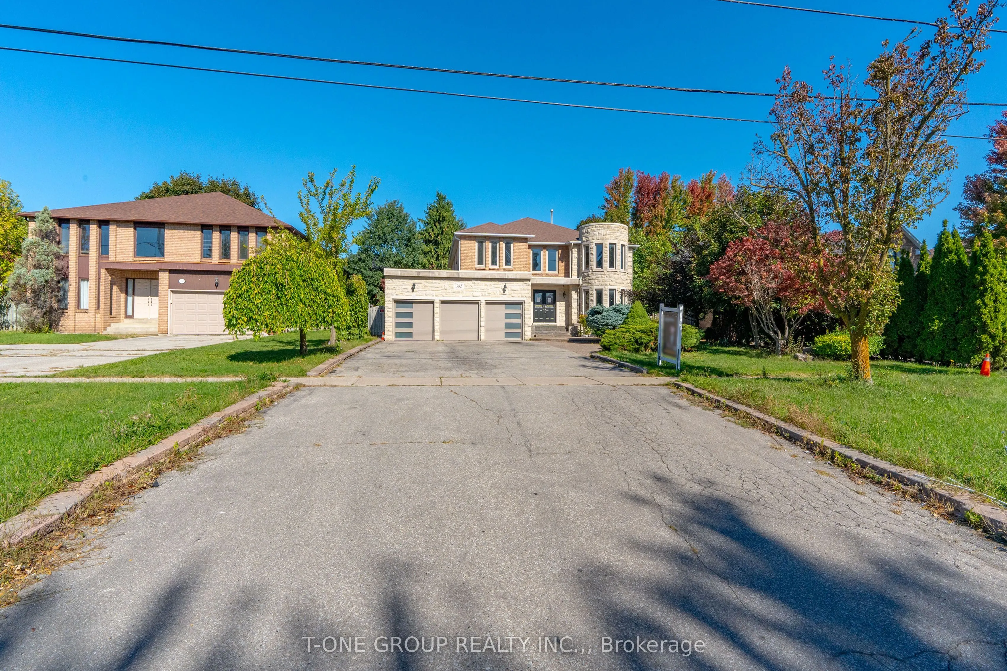 382 Elgin Mills Road W
