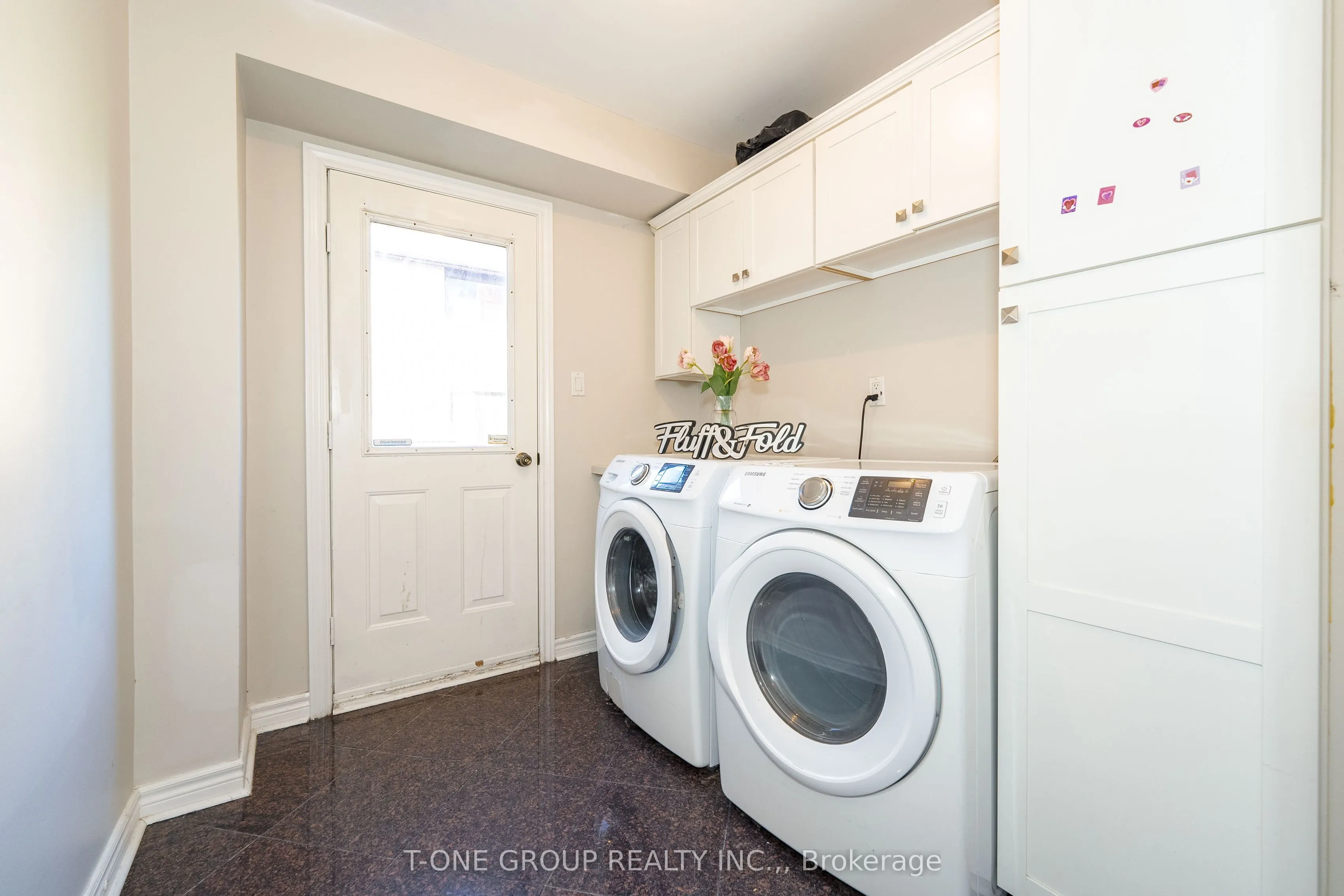 382 Elgin Mills Road W