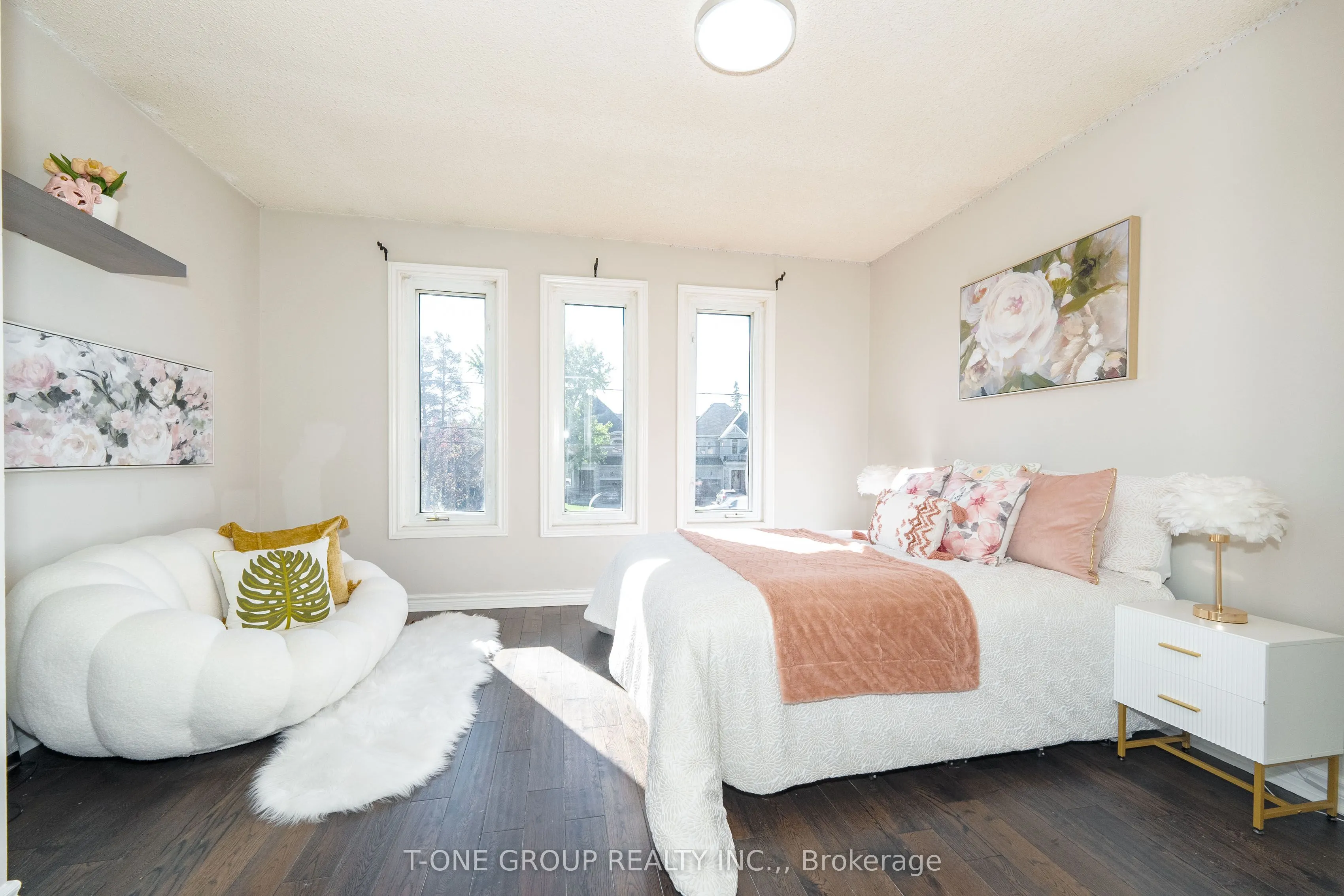 382 Elgin Mills Road W