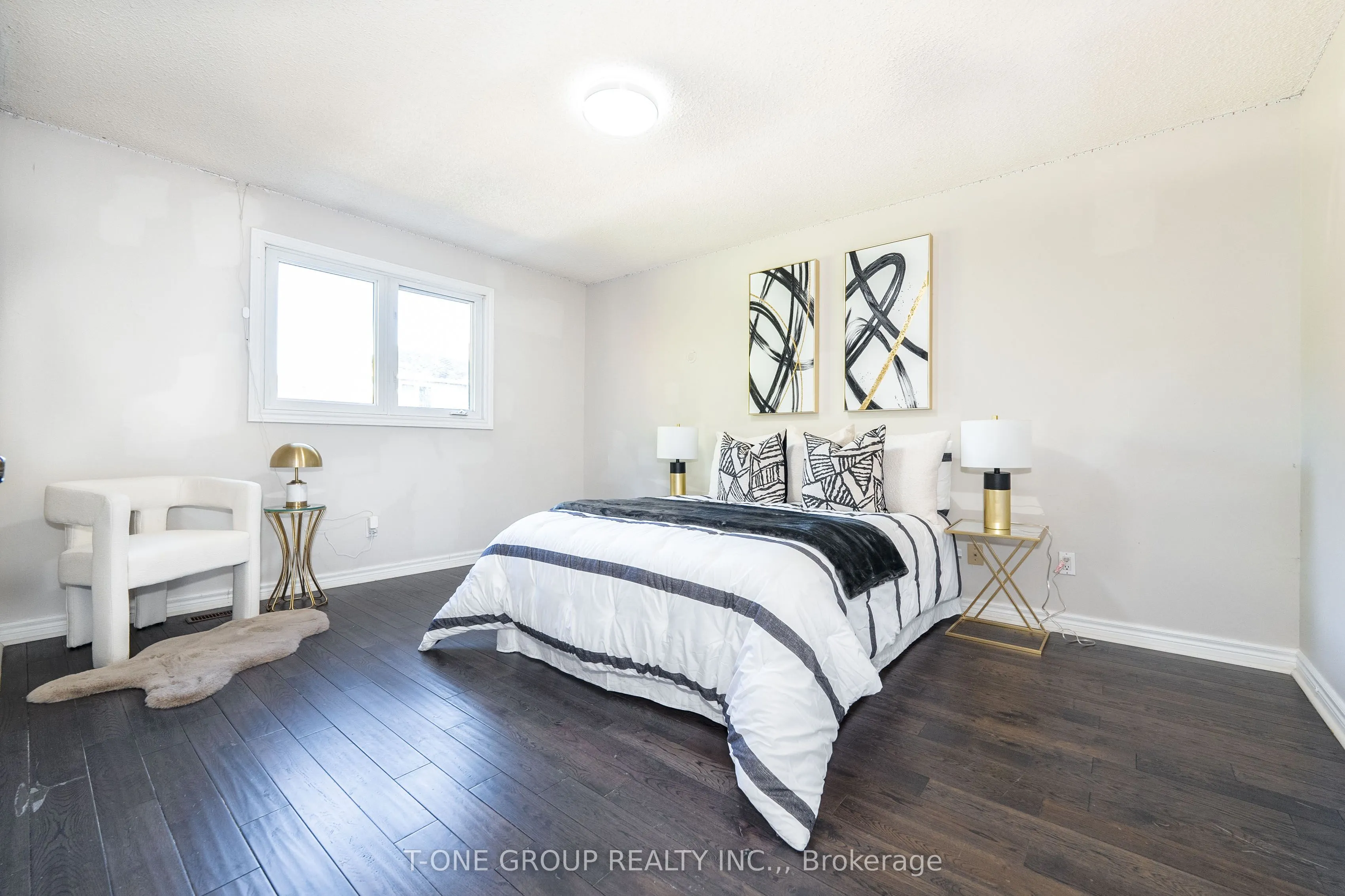 382 Elgin Mills Road W