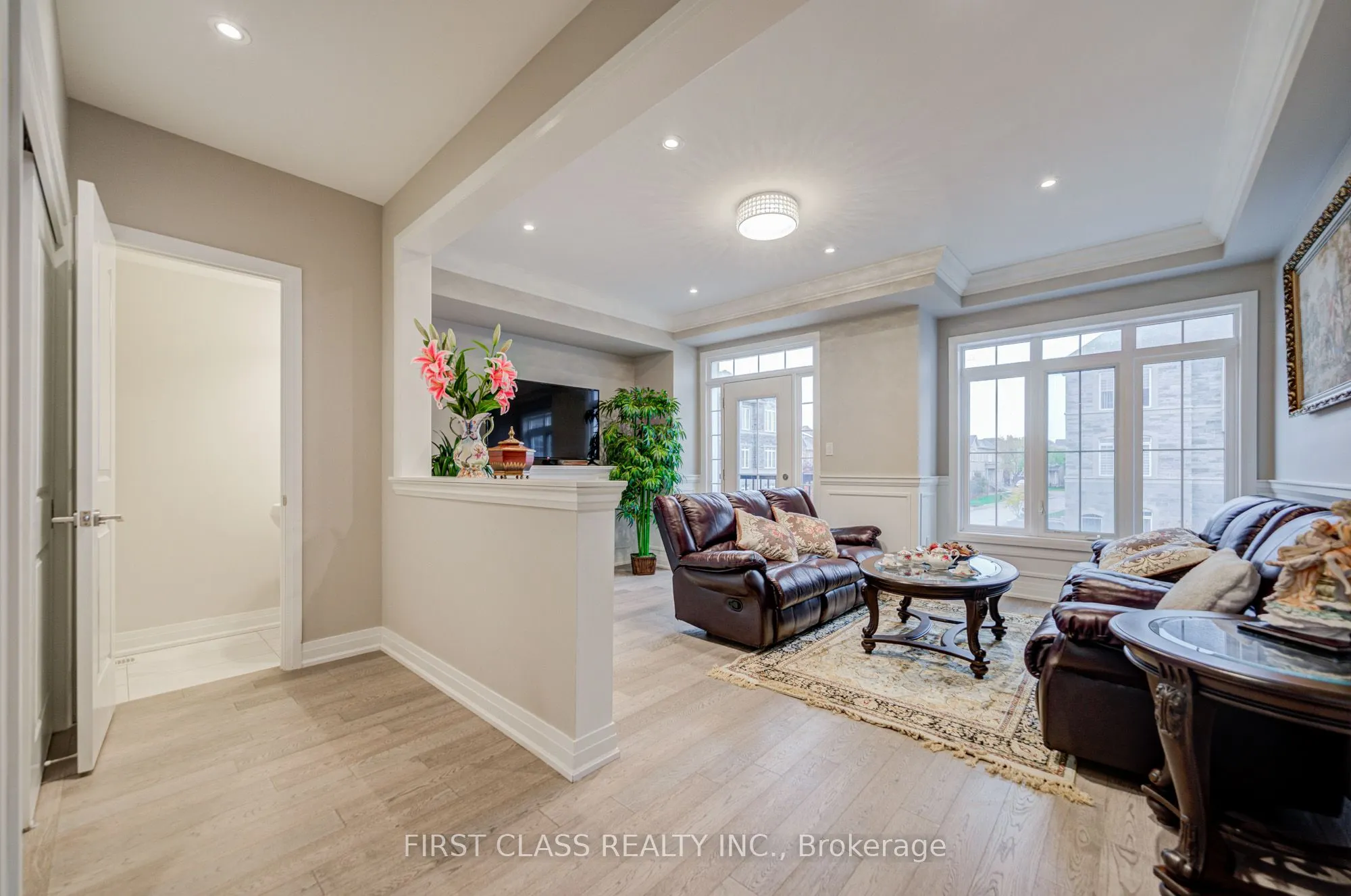 35 Thomas Foster Street