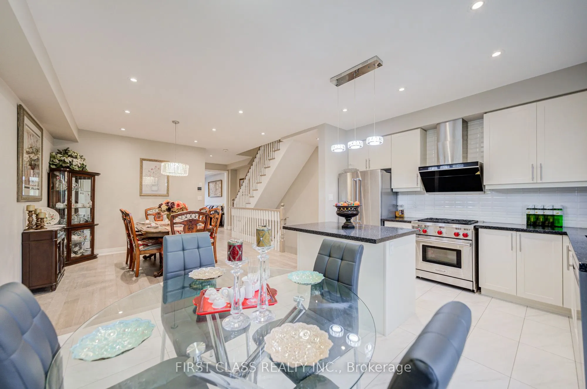 35 Thomas Foster Street