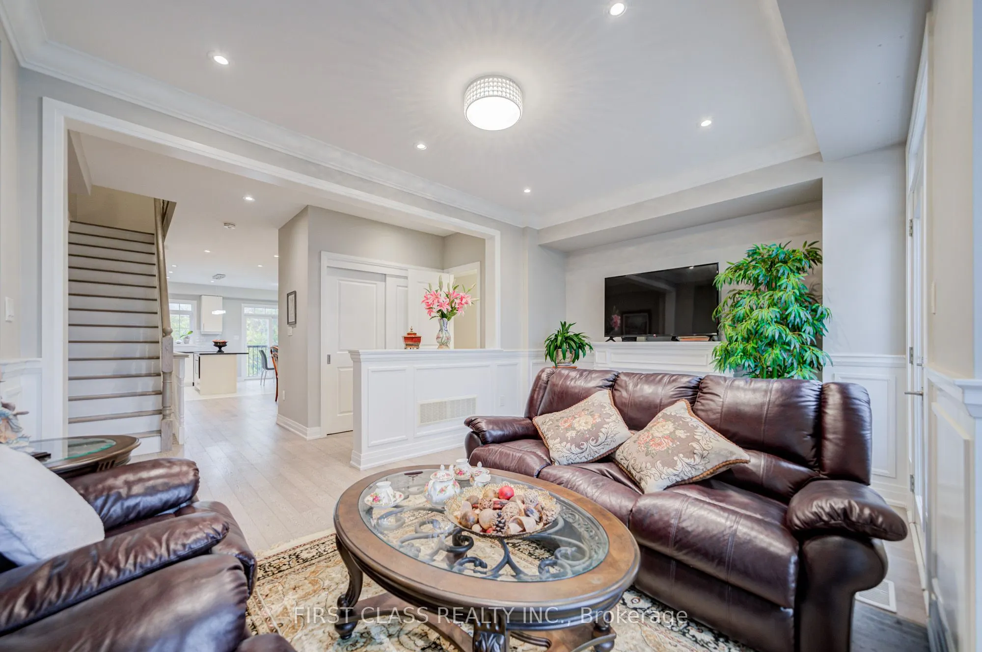 35 Thomas Foster Street