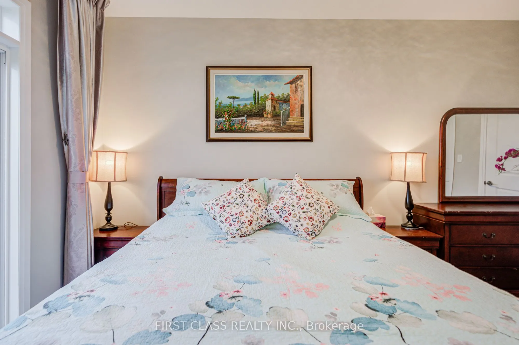 35 Thomas Foster Street