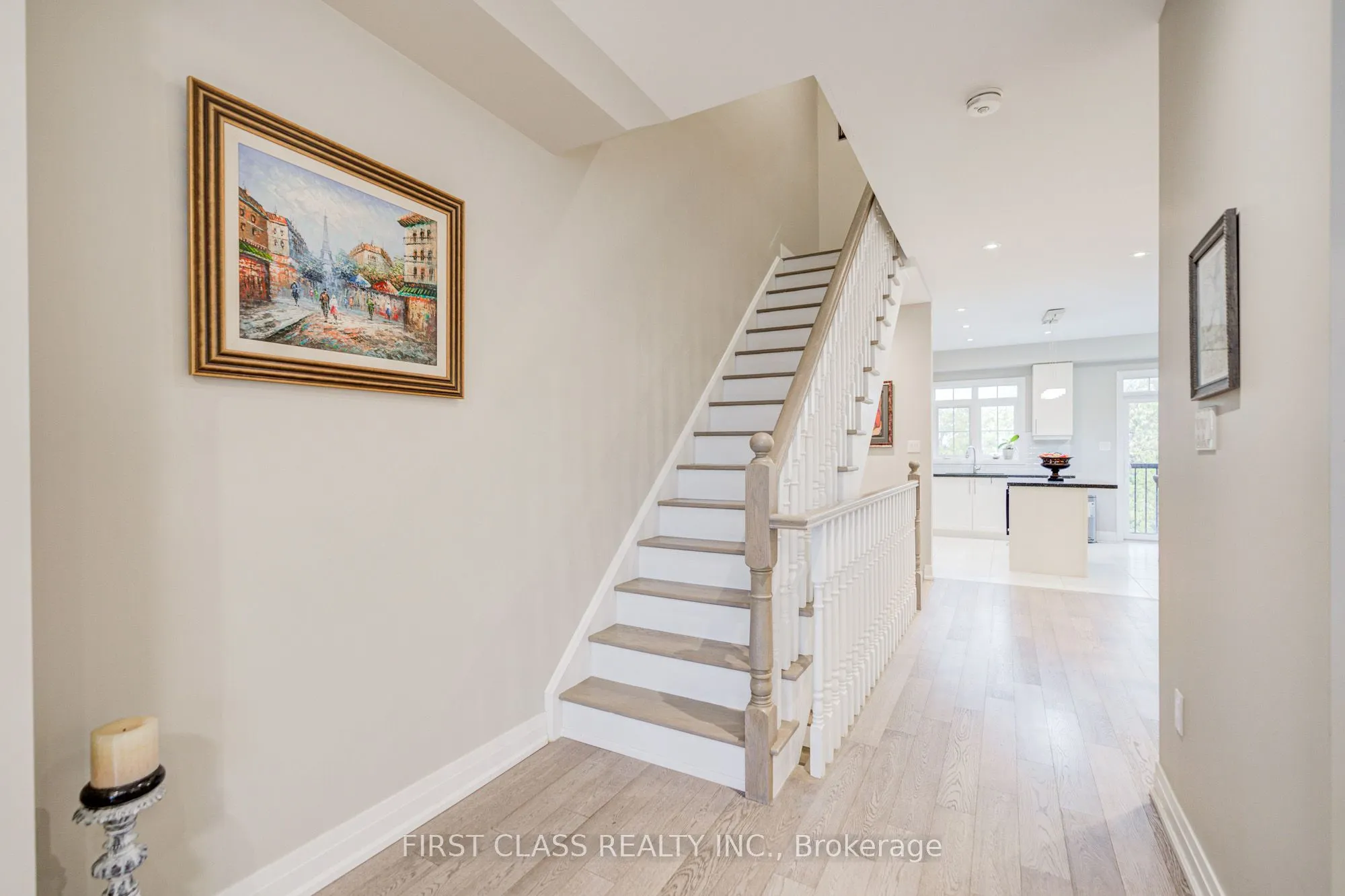 35 Thomas Foster Street